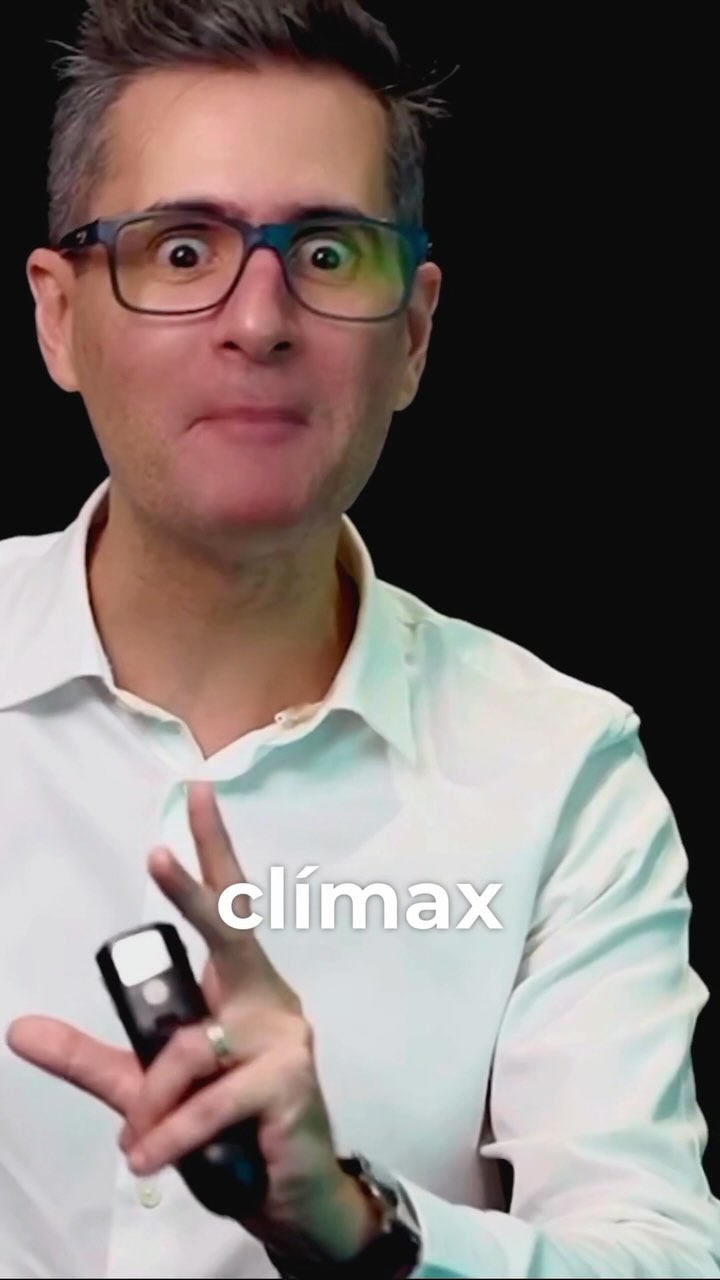 Steve Jobs realmente era um gênio do storytelling, com uma habilidade incrível de envolver o público e usar pausas estrategicamente. As pausas serviam para nos fazer refletir e criavam clímax dentro da história. #oratoria #comunicação #preparadordespeakers