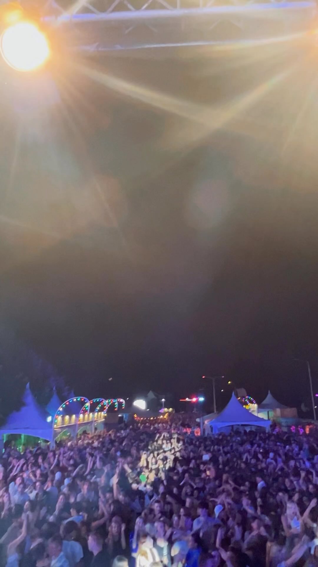 5000 people dancing from my point of view 🎉