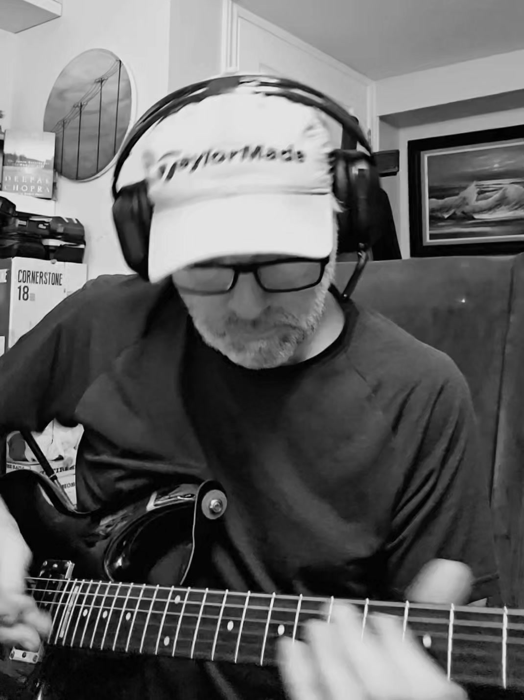 A little late night noodling with the mighty and mostly unknown King's X. "Lost in Germany". My hands look massive, but it's because they're closer to the camera.