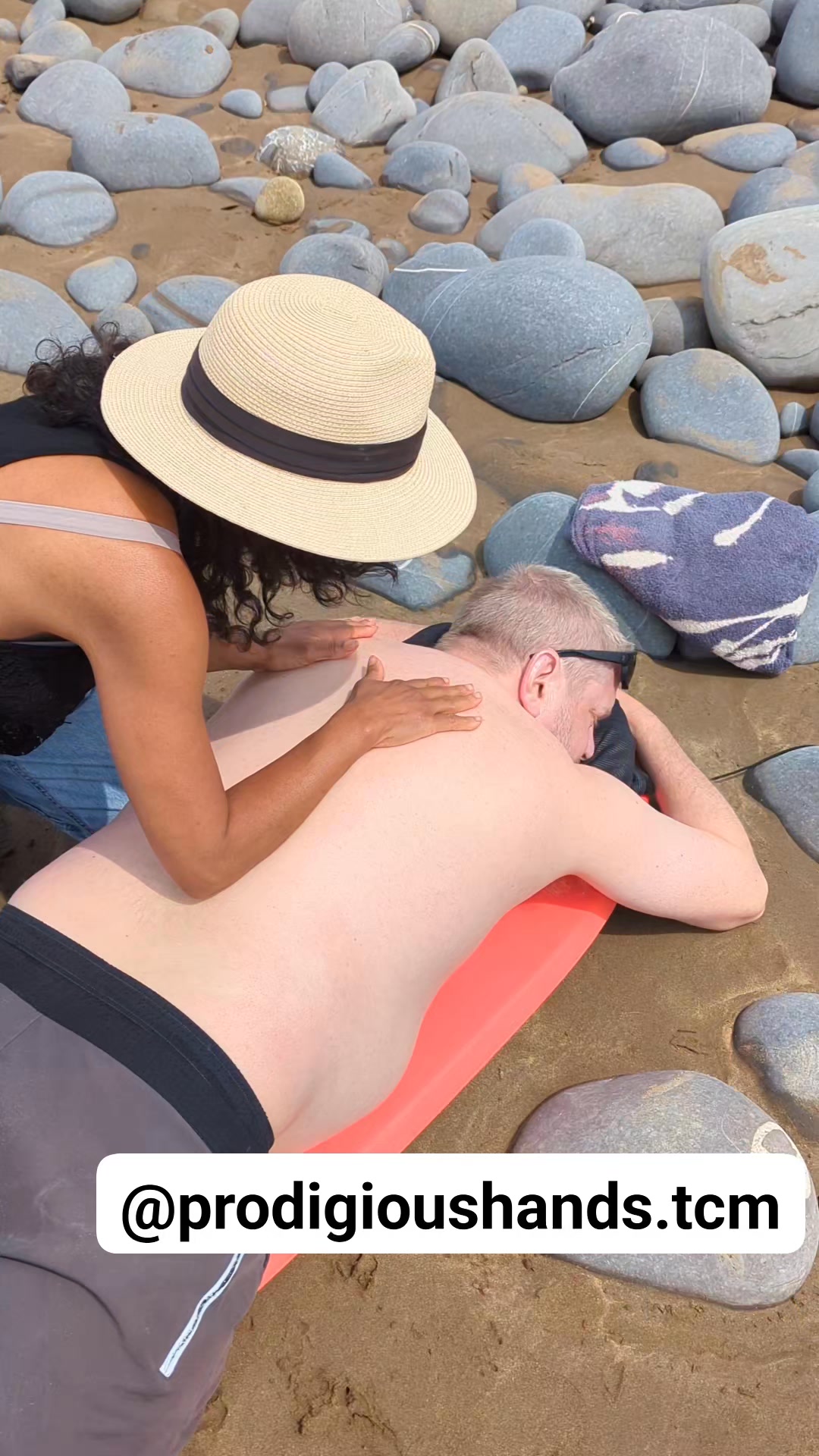 Hot stone massage!!
“The cheapest and the best, especially when done with love and kindness. In today’s world, there is no greater value than the time spent with our loved ones.” ❤️
#love #kindness #familytime #gratitude #simplethings #qualitytime #blessed #lifequotes #togetherness