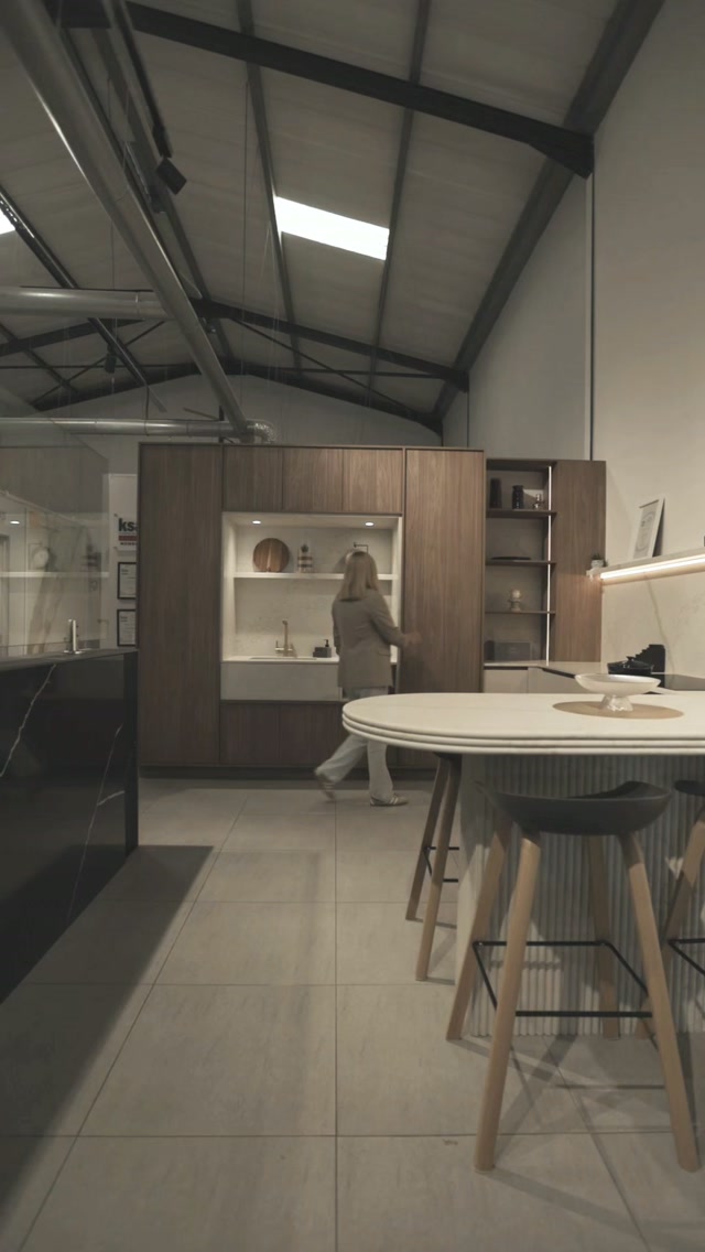 Preview of Granite Projects showroom shoot
2 new kitchens with beautiful stone options and features.
Thank you @madrabbott for video🤩