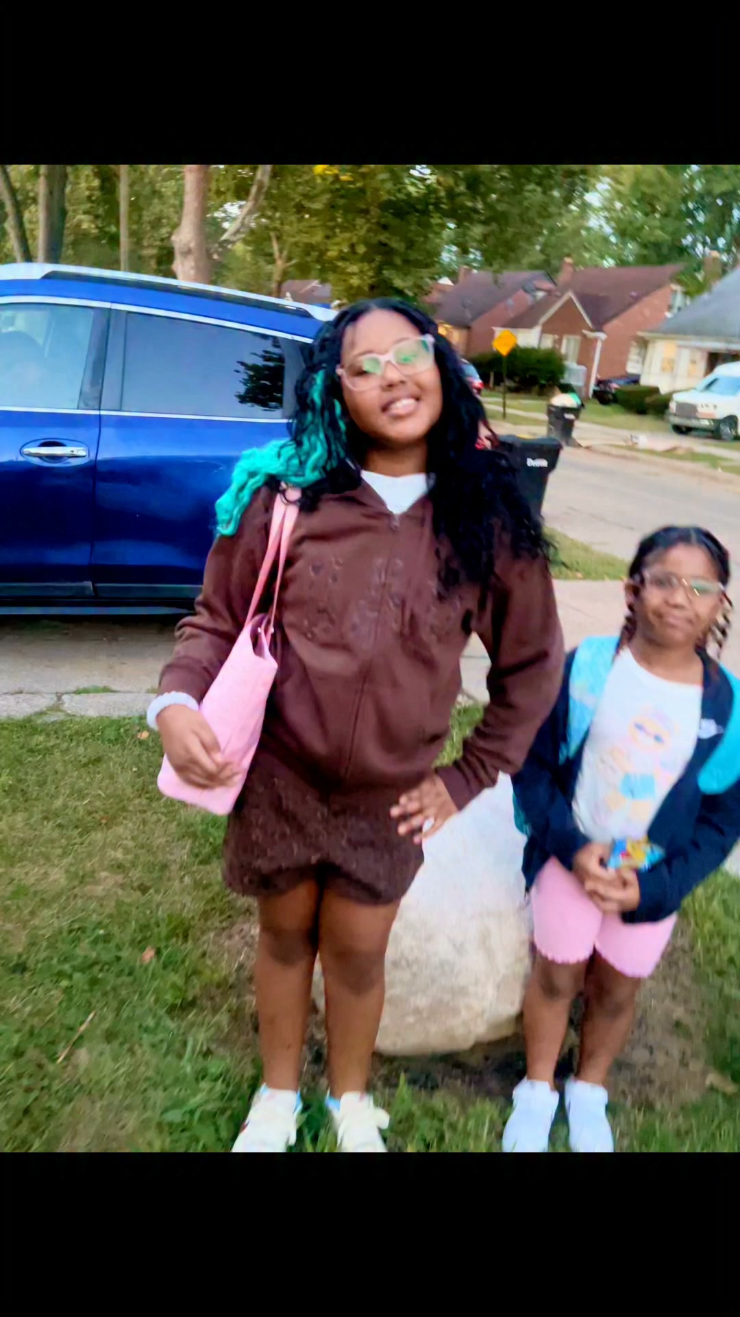 Back to school is in full effect! This year looks a lot different. Three young girls to three different schools 🤯. All 3 at different ages and phases of life. 🥰 This new life calls for focus, understanding, change and love. I completely changed my schedule to be very present & as active as I can be as a Mom. My wonderful husband did the same, to make sure he is right by my side to help with the changes. He is up & out early, taking all 3 babies to school to help out on the 3 school journey. Let me tell y’all, I feel so blessed for having a wonderful husband that always helps our family be great! Go be great Harvin’s, take over the world, like Mommy knows you were born to do. 😘 #BackToSchool #school #firstdayofschool