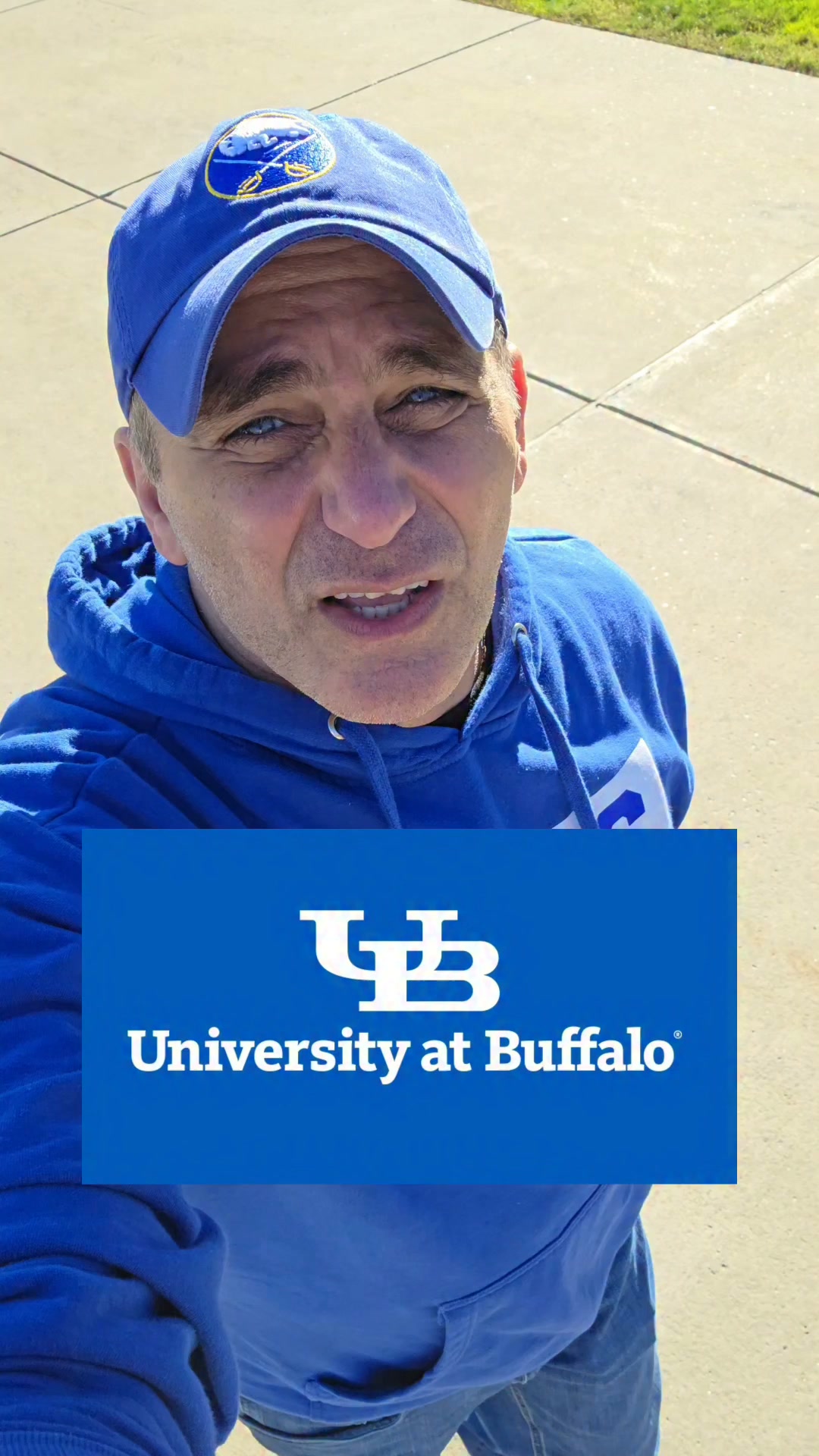 UB campus in Buffalo checking student knowledge of '80s pop music lyrics.
#buffalo #genx #genz #80smusic #MusicLyrics