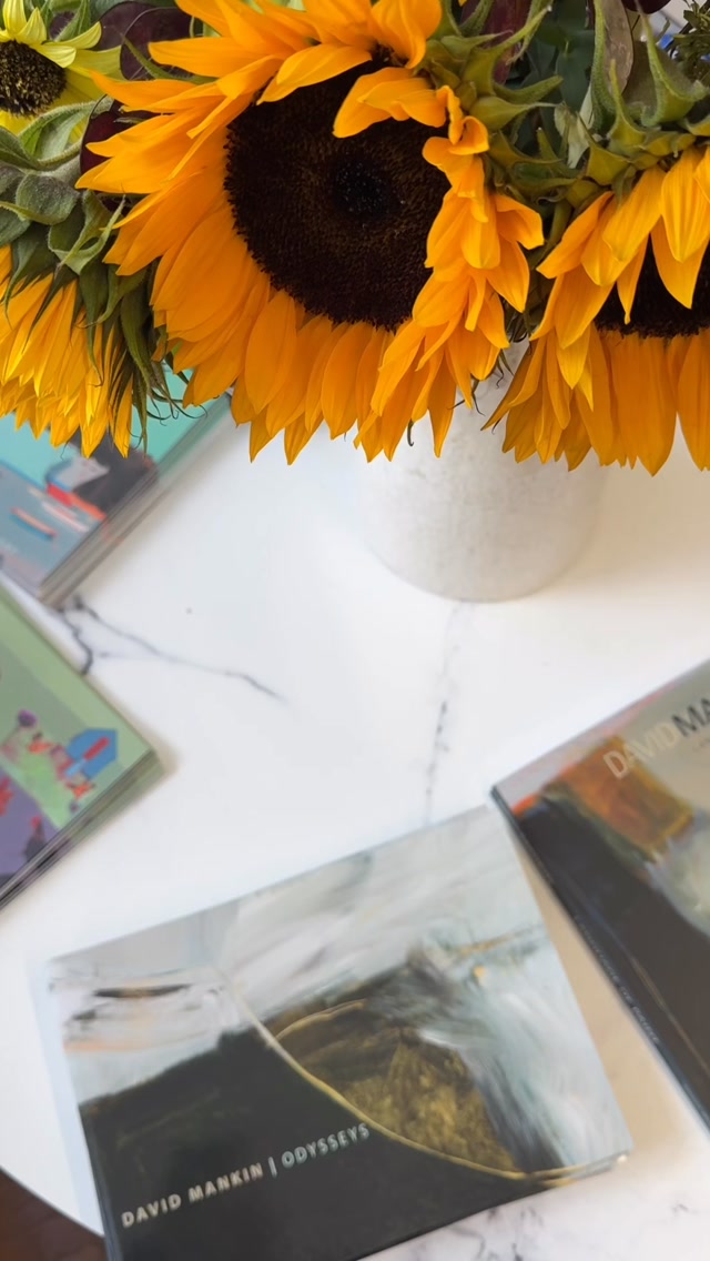 Popped into Cornwall Contemporary @cornwallcontemporary earlier today to sign copies of the Odysseys solo exhibition catalogue and copies of my new book David Mankin Language of Paint. Plus I had some lovely chats with visitors! It’s a beautiful sunny September day in Cornwall. 🌤️🌊
The Odysseys solo exhibition opens on 26 September and runs until the 24 October. I’ll be there on the 26 between 11-1 pm so please drop by if you can. The exhibition features over 50 works on canvas, wood and paper both large and small. It promises to be fascinating exhibition, a milestone in my art career as it represents my 10th solo exhibition since I picked my brushes again in 2014.
Signed copies of the Odysseys catalogue are now available to order on the Cornwall Contemporary website with 🌎delivery. Signed copies of David Mankin Language of Paint can be purchased in gallery only. Copies are limited so if you like a copy please email sarah@cornwallcontemporary.com to reserve your copy for collection at the gallery.
#davidmankin #contemporaryartgallery #soloexhibition #contemporarypainter #artconsultants