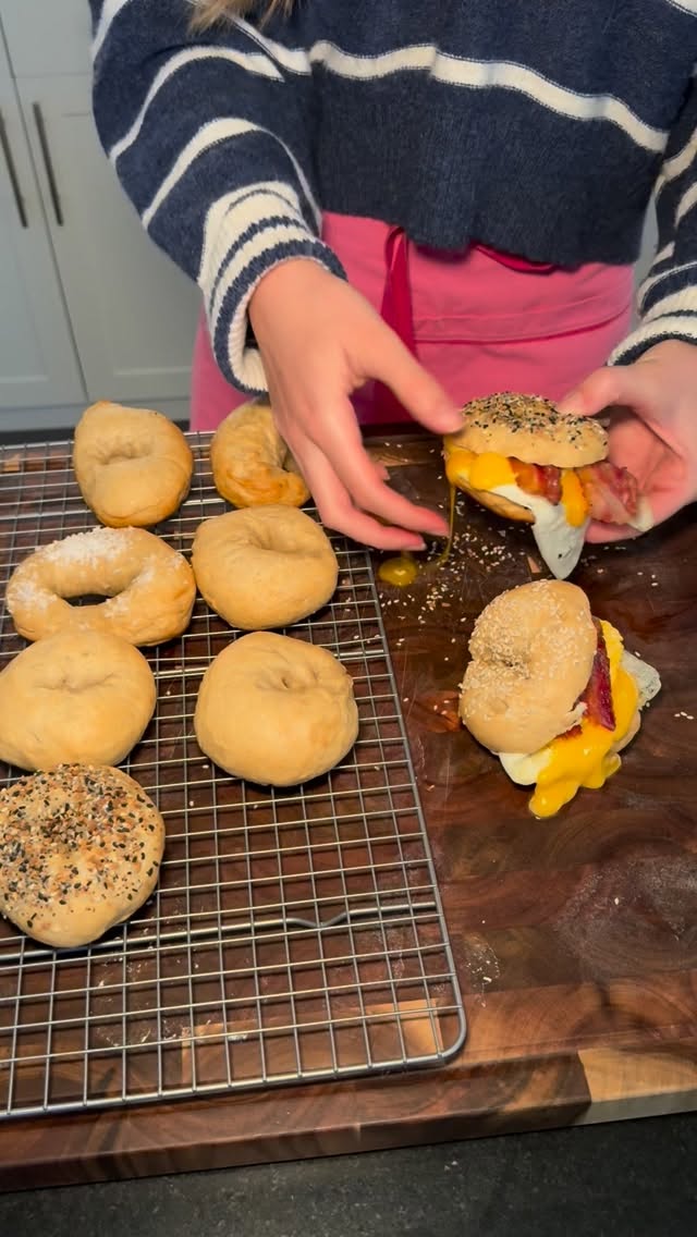 Comment “bagel” for my sourdough bagel recipe! 🥖
My favorite sourdough treat that turns out amazing every single time!
#breadbaking #cozyhome #homemaking #fromscratchcooking #simplemeals