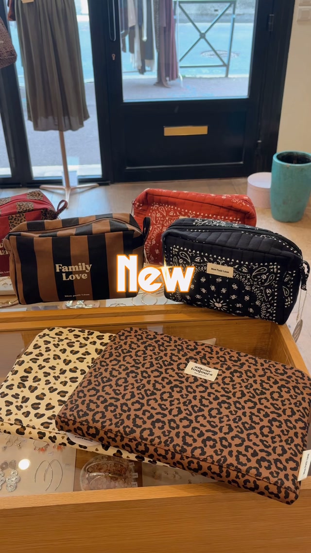 Nouveautés et stocks très limités ! Découvrez tous les accessoires ultra tendance reçus cette semaine à découvrir en boutique et sur l’eshop www.filledavril.com rubrique accessoires