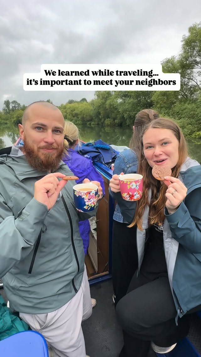 Be like Mr. Rogers & be a good neighbor 💛
Do you like meeting the neighbors when you travel? 🧳
@thegreatattemptvlog for more full time couples travel, marriage humor, animal rescue & petsitting around the world content! 😊
——
If you are new here hello! 👋 We are Rhett & Lynnae! Just your average everyday couple on a mission to live life to the fullest - currently on a global backpacking trip! 🗺️✨
Animals of the world | cat distribution system | dogs of the world | wildlife | wildlife rescue | TGA tails #catdistributionsystem #animalsoftheworld #wildlifeconservation #animalrescue