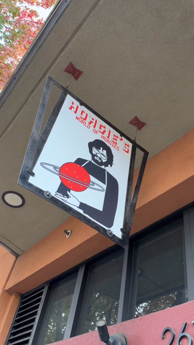 You guys - my good pal @mohodges1 has opened up a kick-ass spot on Telegraph in Berkeley. Inspired by his pops (who grew up with the nickname “Hoagie”), Mo’s menu is full of #Philly classics. My #cheesesteak was super-tasty. Hit up @world_of_hoagies, #eastbay peeps!