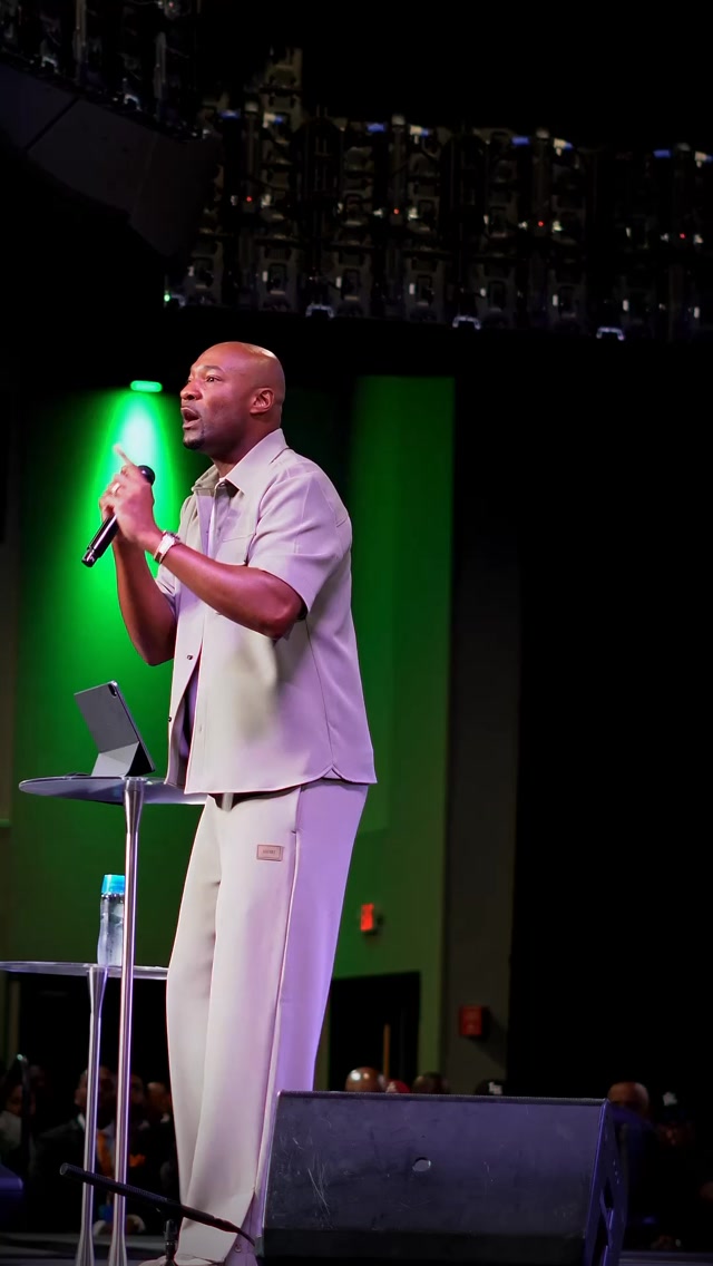 Comment “I SURRENDER” if this word was for you today. ⬇️
You can shout and still not surrender.
The shout isn’t the problem, it’s when we substitute it for obedience.
In this season, don’t just shout. SURRENDER. 🙌🏽
📺When The Word Takes It’s TIME - Live On KeionHendersonTV