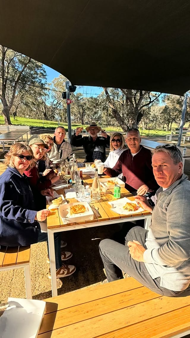 Birthday wine tour treat for Deb!!
This one was a little different and a first for us too. We were scheduled to go to Parker Pies for lunch then Constance, at Scion Wines, had a brilliant idea!!
So I nipped, kombi style, to collect the pies to bring them back to the ‘Deb team’ at Scion.
Relaxing with a glass of the best wine, eating the best pies, turned out to be unplanned, and a little Rutherglen ripper too!
Fancy adding this to your wine tour?
Give us a call. Let’s plan 📆