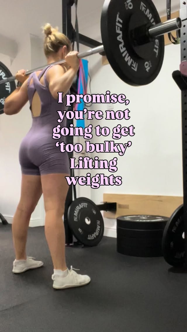 💪🏼Don’t be afraid to build muscle💪🏼
Girls, trust me, it takes a huge amount of effort & dedication to get ‘bulky’
You don’t need to fear lifting weights…may be fear what may happen if you don’t ever lift weights (osteoporosis doesn’t look fun)
Let’s not insult the muscled women by fearing we’ll look like them.
Let’s admire the hard work they’ve put in to get there; most of us can’t do it.
Want help getting started with weight training?
Get in touch; I have a waitlist for personal training.
Em x
#girlswholift #girlswholiftheavy