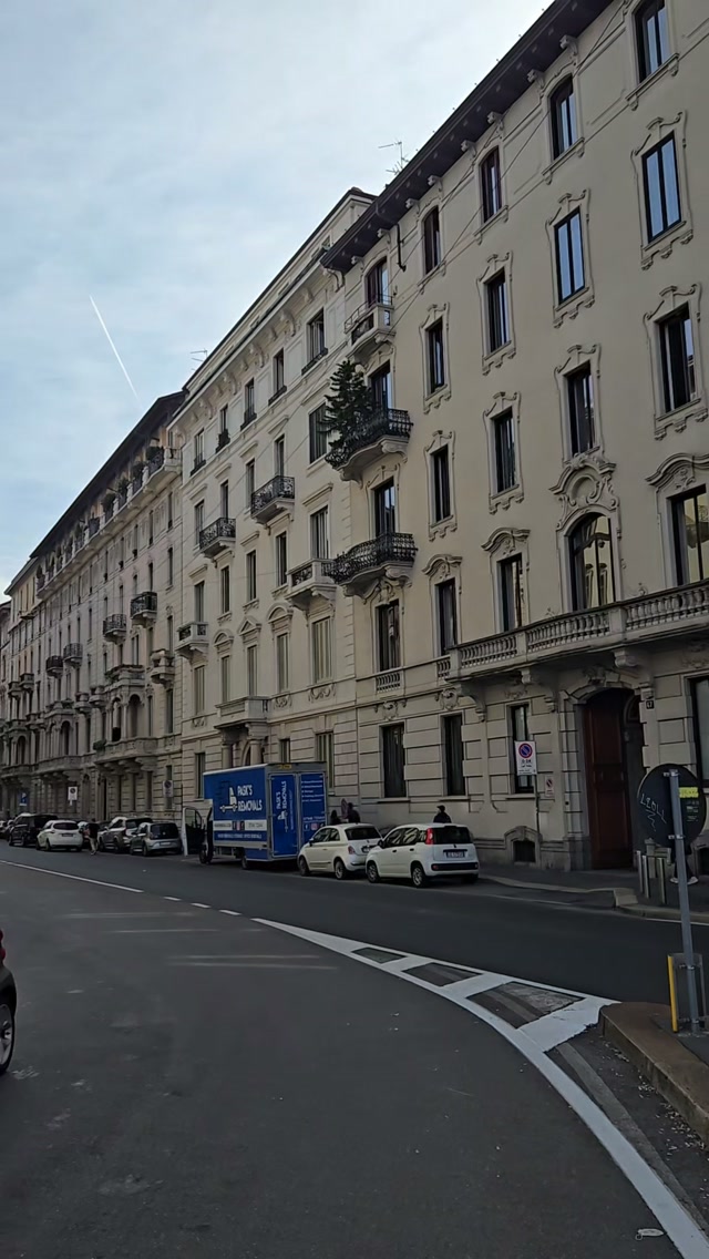 Just last week we were showing in Milan ✨️
Making new connections, friends, and opportunities of growth, and plenty of adventures. Thanks again for having us @openingfashionweekmilan 🙏🏽💜
We'll be ready for our next trip soon 😌
#milanfashionweek #openingfashionweekmilan #amalinecollections #mensfashion