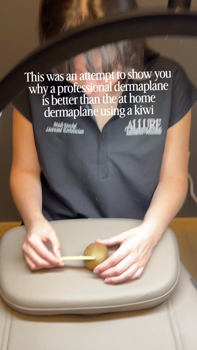 The kiwi might've lost a lot of fuzz and a little skin in the making of this video but we can promise you will not lose any skin with a professional dermaplane!
.
Say goodbye to peach fuzz and dead skin and hello to beautiful glowing skin!
.
Book your dermaplane facial appointment today or add it on to an existing appointment!
.
Allure Aesthetics + Wellness
š»www.allureaw.com
š 563-258-4698
š§ info@allure-dbq.com
š101 Westgate Dr, Suite 3A
Maquoketa, Iowa 52060
Madi Knockel- Esthetician
@madisonknockel
#maquoketa #dermaplane #skincare #skinhealth