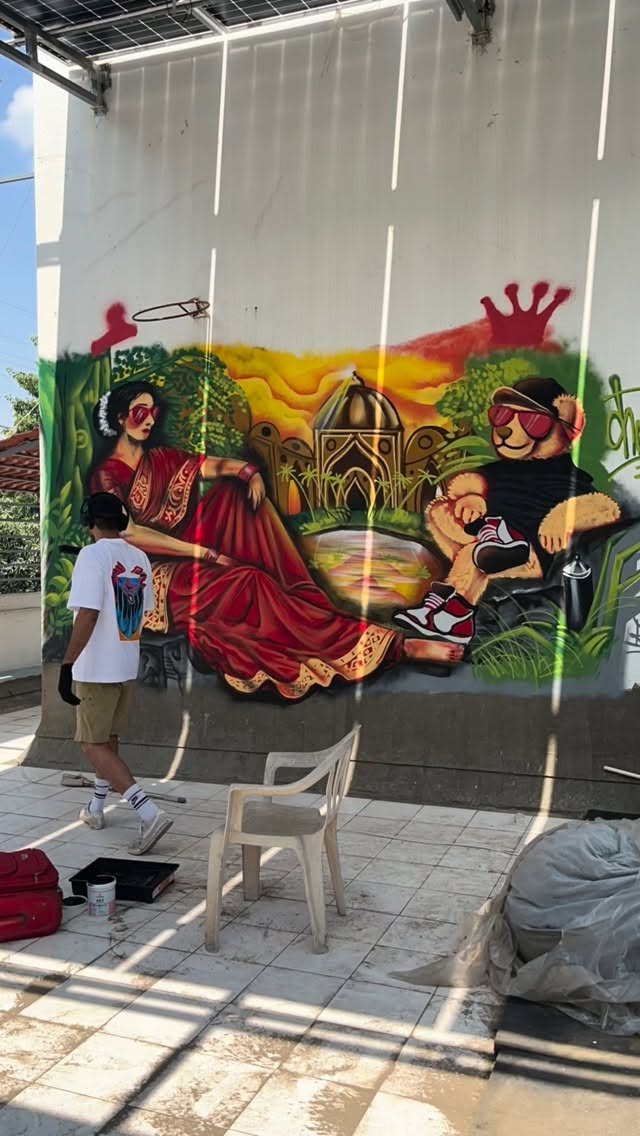 Very artwork has a life ! #graffiti #streetart #india #kartikeygraffiti