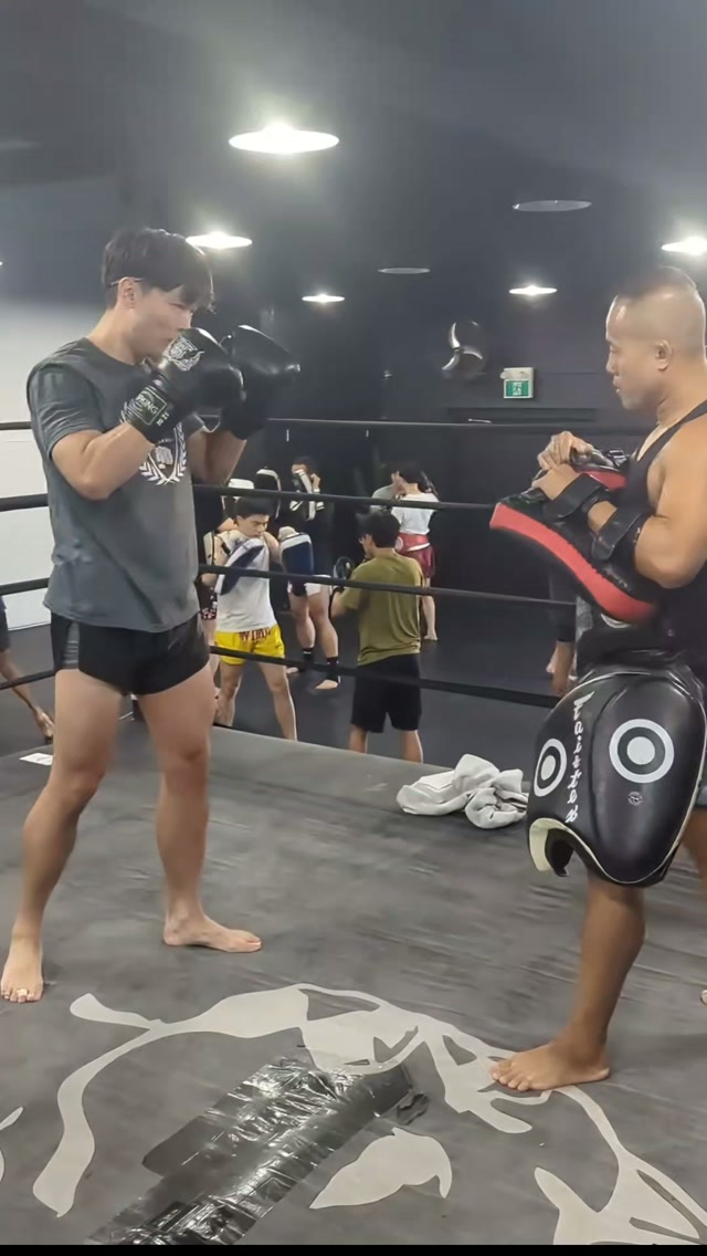 Looking sharp as @jsn.man prepares for his debut fight in Thailand this November. #teamLEGACY #whatsyourlegacy