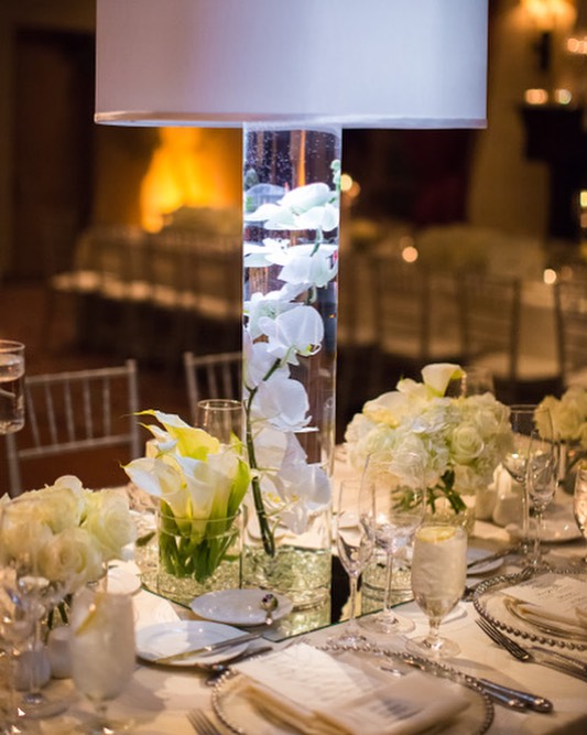 Table Design and Lighting = Romantic and Chic! #amymancusoweddings
@amymancusoevents
@flowerstudio
@jennifer_bowen_az
@brighteventrentals
@bbjlatavola
@celebrationsinpaper