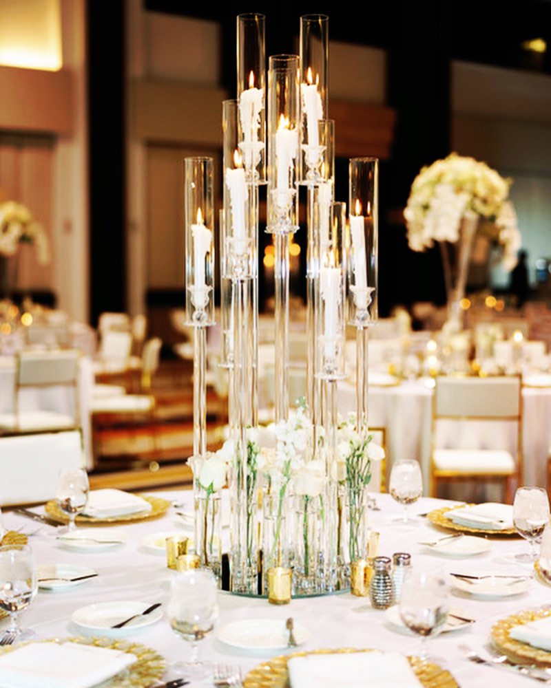Clean … Crisp …. Elegant … Chic … A White and Gold Wedding is always Modern and Timeless! ❤️ #amymancusoweddings
@amymancusoevents
@avantgardefloraldesignstudio
@ashleyraephotography
@hyattscottsdaleweddings
@epicpartyteam
@bbjlatavola
@celebrationsinpaper
