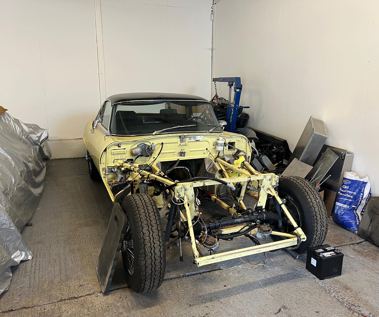 The latest E type is now in conversion stage hope to bring you details of this very soon #etype #etypejag #etypejaguar #etypecarsaroundworld #etypeuk #electricetype #ev #classicev