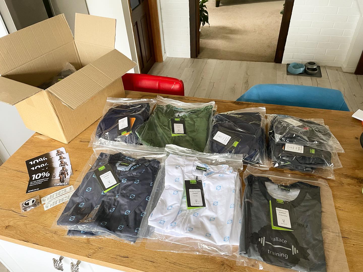 First batch of New Season race kit has arrived for some WT athletes! Big thanks to @tinelinz for the sharp pricing and excellent turn around time. Super excited to see this at the races and out there getting training done 💙