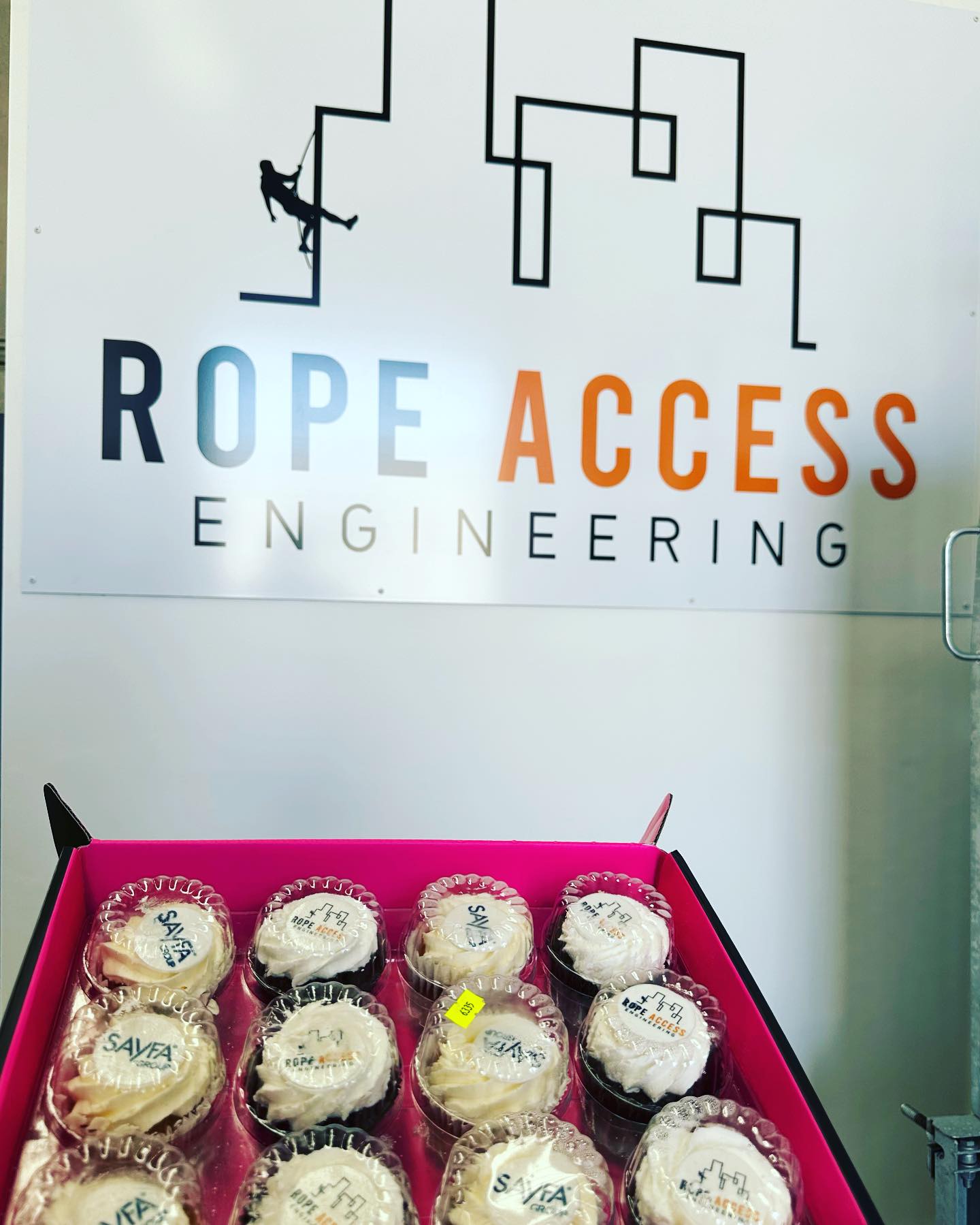 A massive thank you to one of our wonderful suppliers @sayfagroup for sending us these yummy cupcakes! A great way to finish off a busy week #ropeaccessengineering #wearecbr #workingatheights #fridayvibes