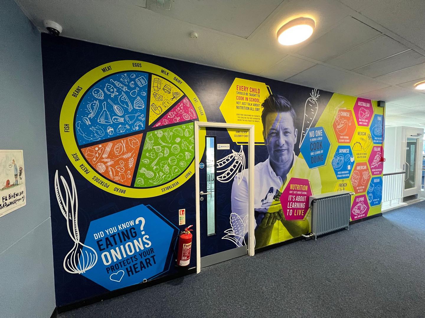 We have completed more work with Valley Gardens Middle School, bringing some of their walls to life.
Geography, Food Technology, Computer Science, and Art departments have all had a make over.
Our talented Peter has liaised with Michelle and some of the teaching staff to bring their ideas to life. Itโs safe to say he has transformed their learning environment through his creative designs.
Their Art department also shows off the talent of this schools own students where their own artwork will be admired for many years to come.