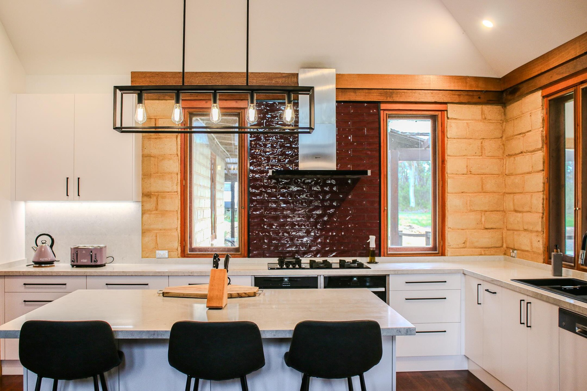 Another Bright and refreshing kitchen we completed at the end of last year!