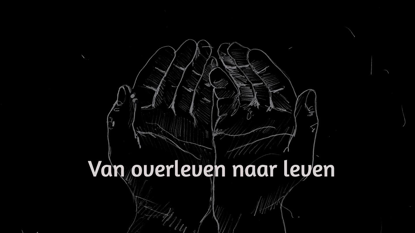 Een schrikkeldag leek me een goede dag om nieuwe muziek op Spotify te zetten. Het is de muziek die ik heb gemaakt voor de documentaire serie ‘van Overleven naar Leven’. Een serie over de levenslange gevolgen voor mensen die als kind kanker hebben overwonnen. Kijk deze serie, zeker als het onderwerp ergens raakt in je leven. De link naar spotify en de docu staan in de bio.
In de serie zijn alle is het gevoel wat boven komt bij dit leven in prachtige animaties en dans verbeeld. En daar schreef ik deze muziek bij. Ik hoop dat je er met veel plezier naar luistert.
En tot slot speciale dank voor regisseuse @annickio voor het samenwerken, daar is de muziek alleen maar mooier van geworden, en celliste @aleksandrakaspera voor haar prachtige spel. #spotify #filmmusic #documentary #music #vanoverlevennaarleven