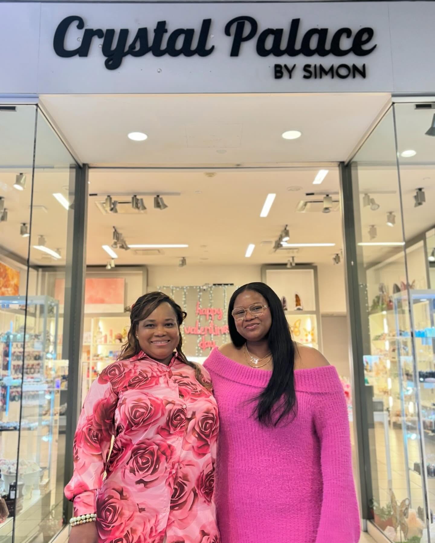 Happy international women’s day!
Celebrating the success and strength of all women everywhere.
-Ms.Simon & Maureen
#womensday #blackownedbusiness #womeninbusiness
