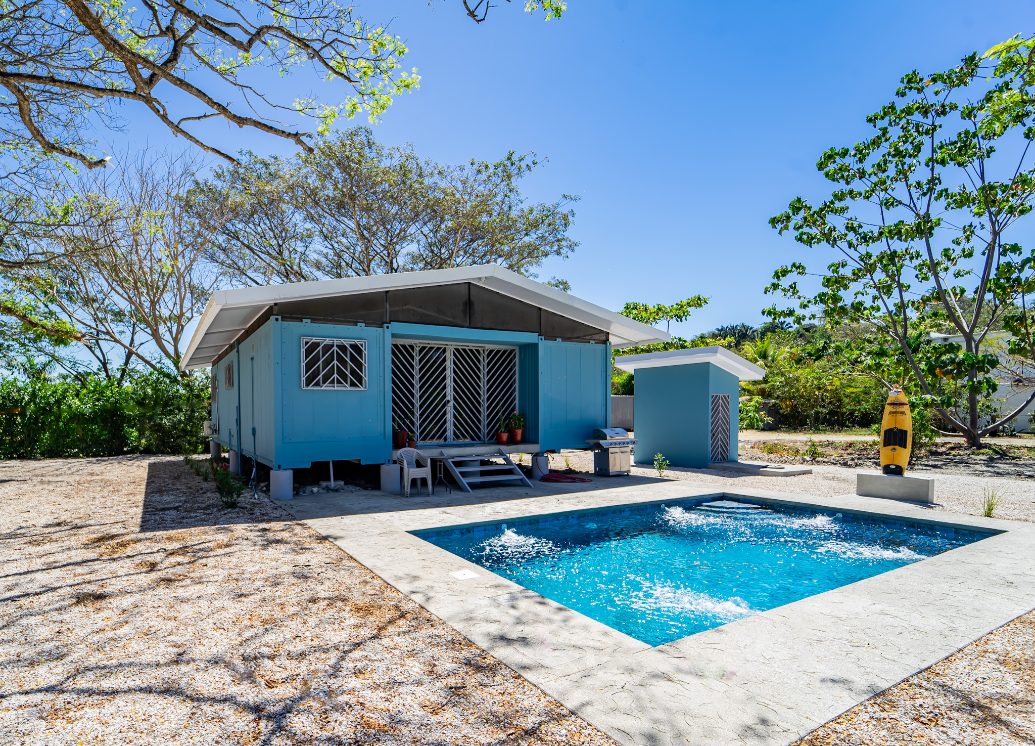⛱🦎🌳 Casa Bink was designed and developed in 2023 with a more authentic and immersive experience in mind. We aspired to create a low-impact, sustainable, nature-involved experience coupled with functional, comfortable amenities.
#paradise #vacationscostarica #samarabeach #costarica #adventure #naturecostarica #managemyproperty