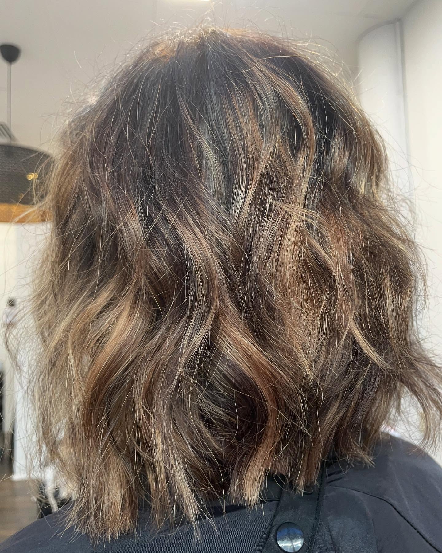 Winter is in full swing with the comeback of Brunette Hair! ๐
Who am I kidding, Brunette is year round ๐๐