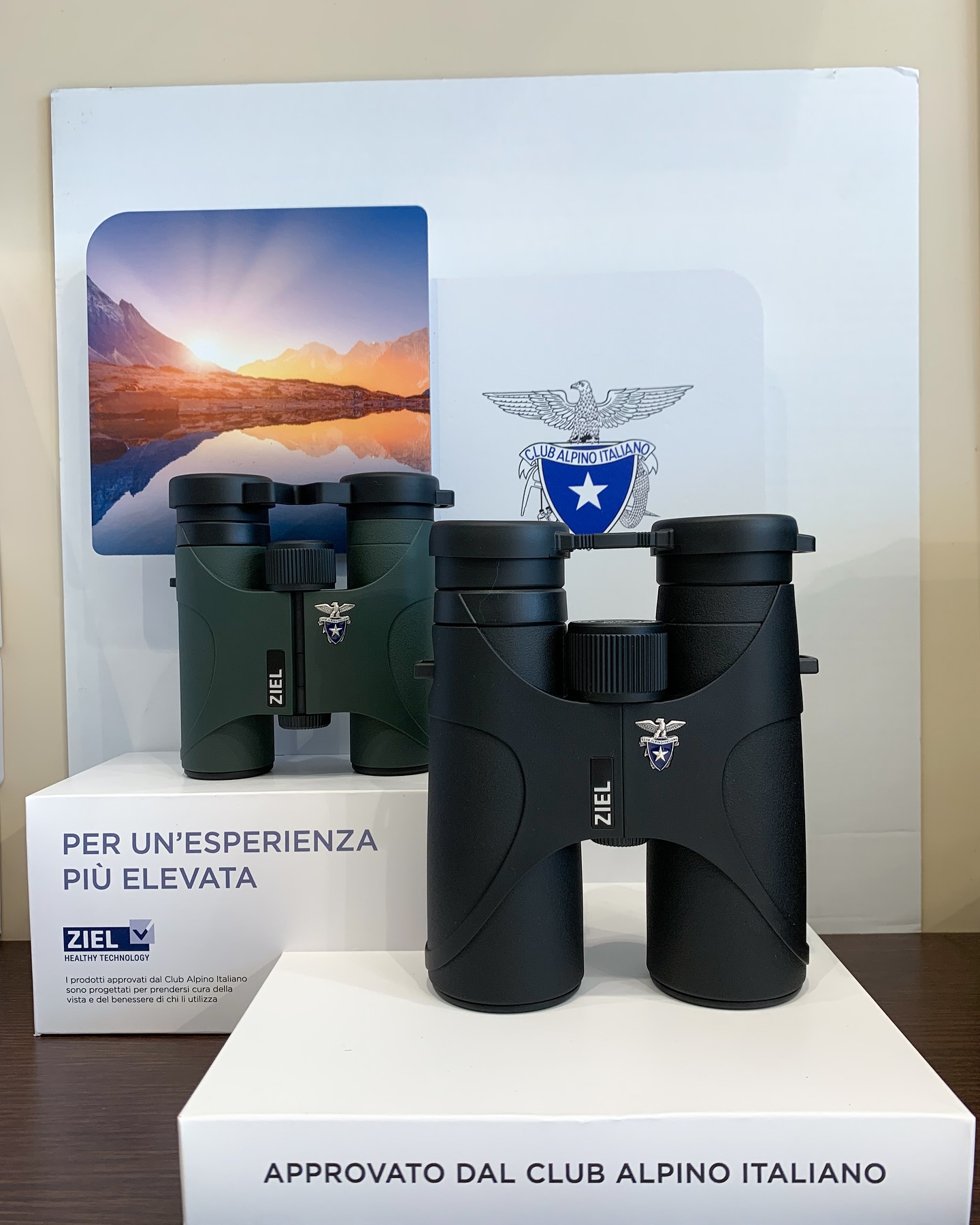 Promo CAI: con l’acquisto di un binocolo Club Alpino Italiano IN OMAGGIO lo zaino da montagna da 80L
#clubalpinoitalino #cai #binocoli #italia #trekking