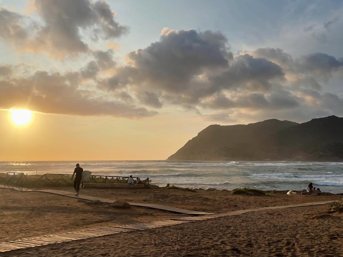 Always a magic spot, this time me and my buddy boy #bongasurfschool #ilbarettoportoferro #nurra #sardegnageographic