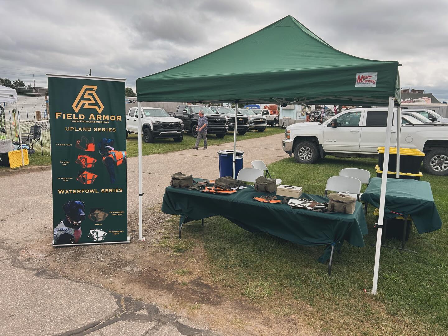 Come see us all weekend at Woods-N-Waters Booth #608 - and pick up a duck call from our friends @greenwingcustoms while you’re at it - right next door!
#woodsnwaters #outdoorweekend #upland #waterfowl #gear #gsp #lab #huntingdogs #birds