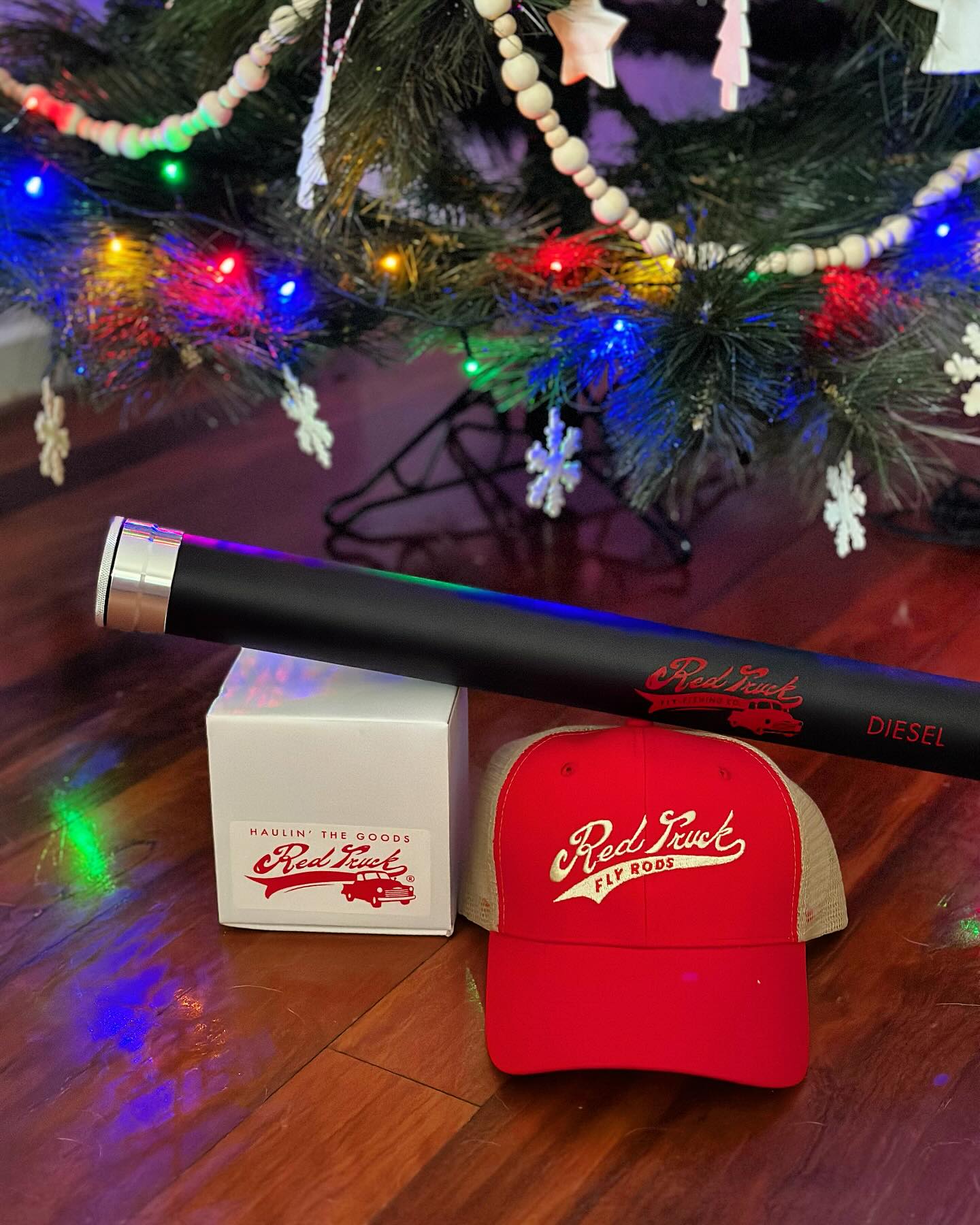 It’s that time of the year again and you can make it a Red Truck Flyfishing Christmas. Get in quick and you can still receive your order before Christmas for all items in stock. Head to
www.geartruck.com.au/collections to order.
#australianflyfishing #ausflyfishing #nzflyfishing #newzealandflyfishing