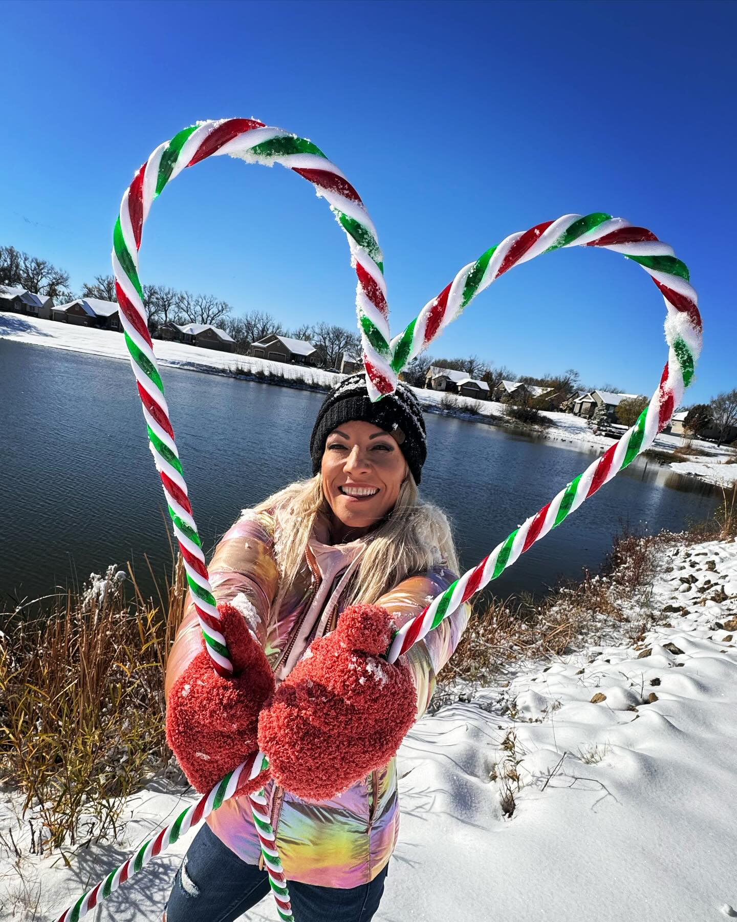 Reminder…Anything you do takes time away from something else. Focus on prioritizing actions that matter, but don’t miss out on the little moments.
❣️
Make time for playing in the snow, watch a sunrise or sunset, snuggle on the couch, or just be present with yourself. You matter❣️
.
.
#shapeupwithsteph #timemanagement #happyday #findhappiness #selflove #snow #littlemoments