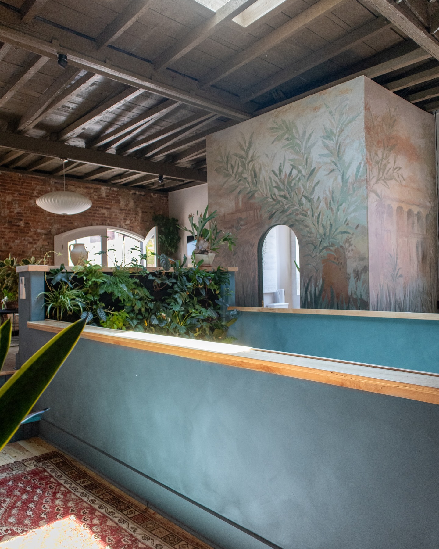 So many things to love about this project—the incredible details with the tile work, a one-of-a-kind mural & custom millwork and the inspired trust that allowed us to soar, but the biggest one is the friendship that blossomed with my clients. Truly a collaborative experience that I’ll never forget. @elizabethscollan & Tim 🙏🫶🏼
#franklinstproject
Mural by @drurybynum
Living Wall & Plant Design @hiltoncarter
Stairwell lime wash: @portolapaints
Wall lime wash: @jamesalexanderpaint
Stair riser tile: @bedrosianstile
Bath & kitchen tile: @zia_tile
#interiordesign #interiordesignbaltimore #interiordesigner
