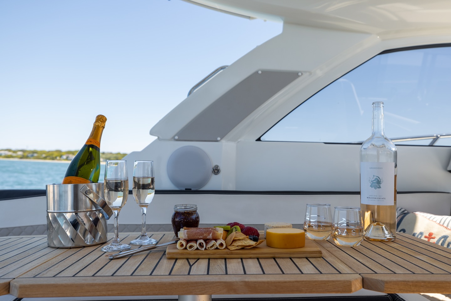 Who’s ready for this view? 🥂
We’re looking forward to working with local businesses and growing our list of available options this year!
.
.
#oasischarters #hamptonsyachtcharters #yachthampton #hamptonsbachelorette #hamptonsbacheloretteparty #hamptonbays #peconicbay #jenneauyachts #hamptonsstyle #hamptonslife #hamptonssummer