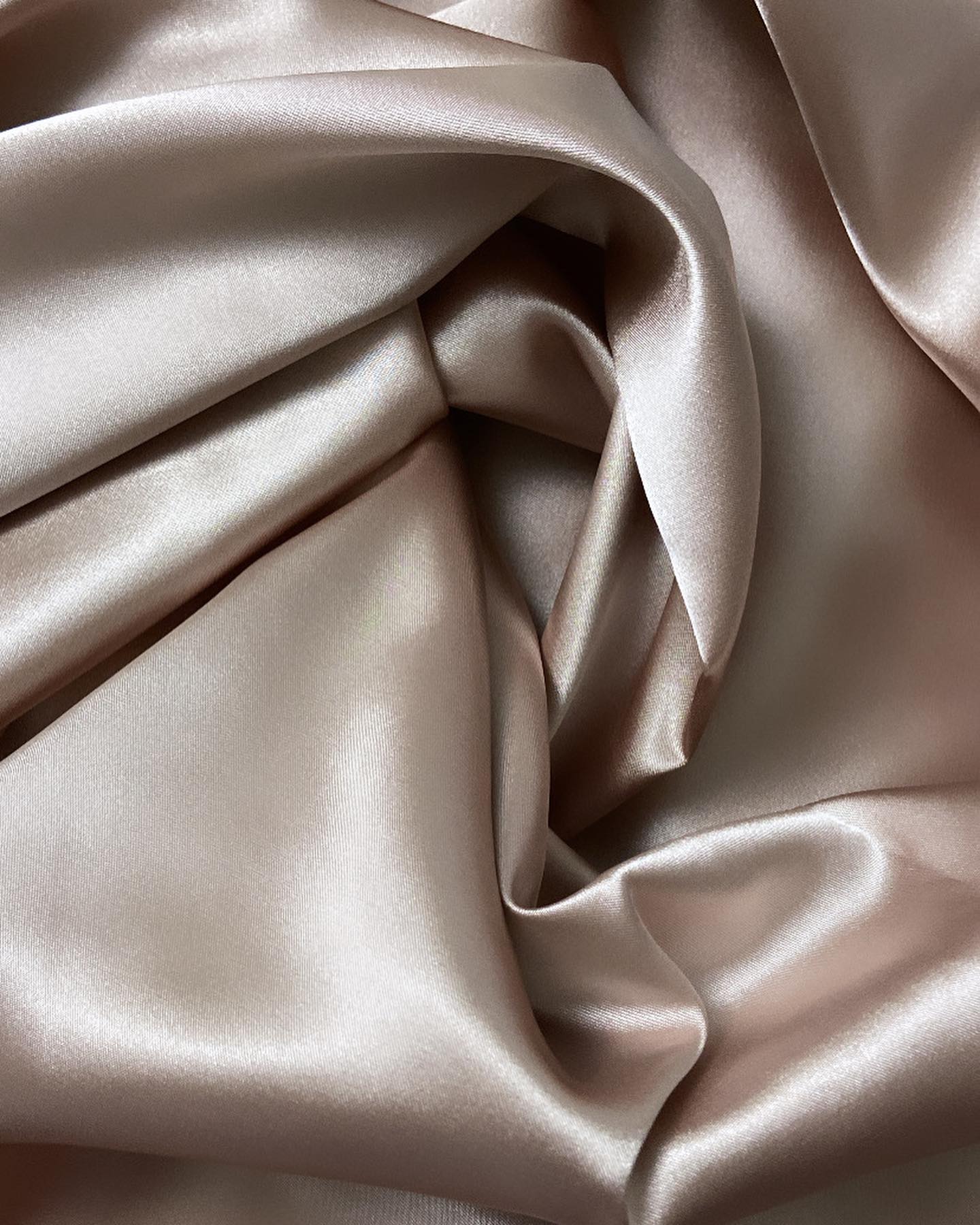 The wait is over! π Our Champagne Scrunchies are back by popular demand after being sold out for over a year! π₯β¨ Secure yours now with pre-orders β because every day deserves a touch of bubbly glam! π
#RestockedAndReady #ChampagneDreams #PreOrderNow #kaurtino