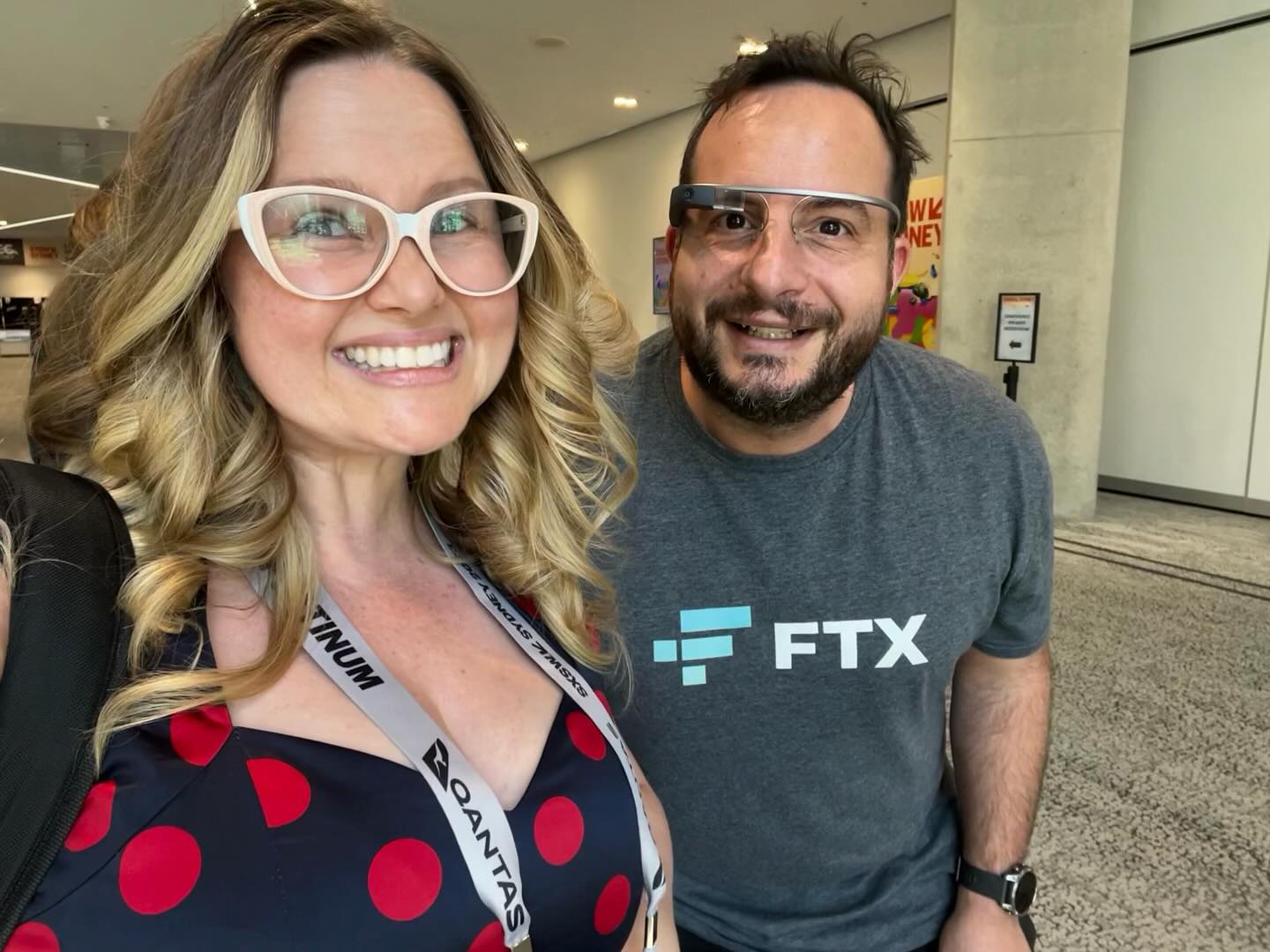 It’s been 10 years since I’ve seen this glasshole but it’s always good to bump into Rambotia Jones. #SXSWSydney @danilic #googleglass