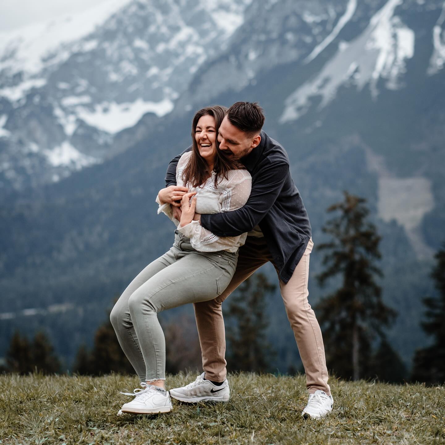 In this life… and the next. 🤍
***
ENGAGEMENT SESSION - Mona & Flo
Was eine atemberaubende Kulisse 🧡
.
.
.
.
#engagement #menimafotografie #bridetobe2023 #münster #dortmund #weddingphotography #engagementshooting #österreich #hochzeitsfotografie #hochzeitsfotografnrw #weddingphotographer #couplegoals #couplelove #savethedatephotos #unna #hochzeitsfotografie #germanweddingphotographer #barnwedding #bridehairstyle #weddingplanner #bönen #elegantweddings #couplephotography #coupleoutfits #braut #brautpaar #braut2024 #heiraten2024nrw
#hochzeitsfotos