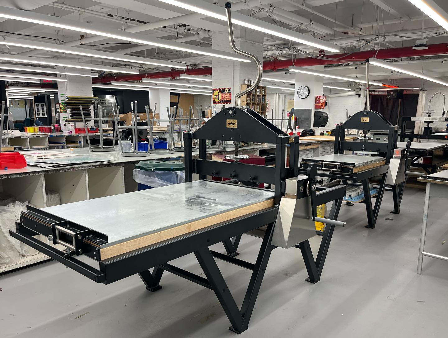 See ya, Parsons! For now. The new etching and litho presses are installed, and the others have been cleaned and serviced. The American French Tool got a new blanchard ground steel bed and a microdial gauge conversion along with a solid one piece crank handle. A solid shop run by an extra solid crew! #starkpressco #pinklinepress #printnj #parsons #printmaking #printshop #printing #printer #print #etchingpress #printingpress #lithographypress #lithography #reliefprint #intaglio #pressmechanics #preservationthroughproduction