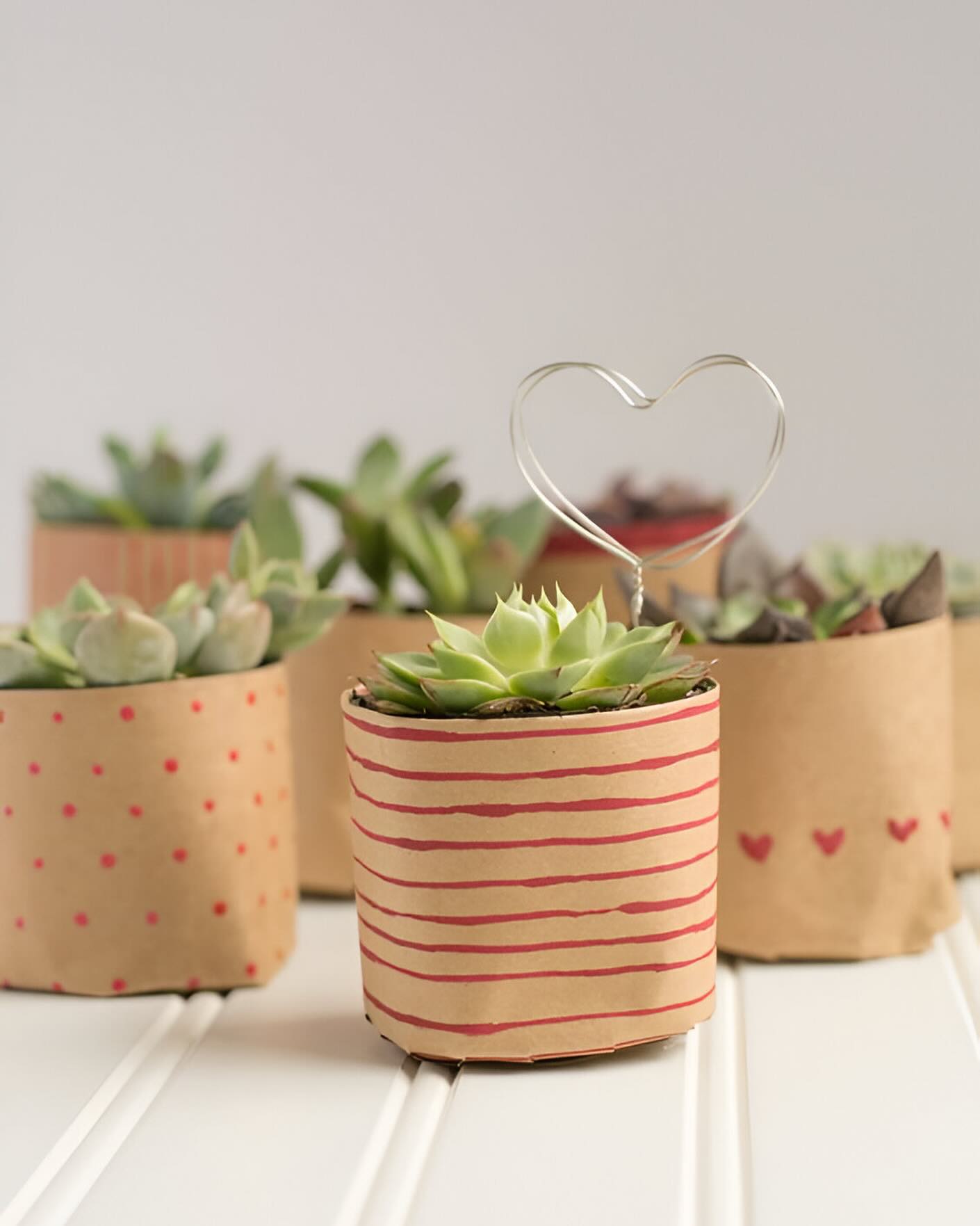 Less is more with our mini succulent! Minimal care, maximum impact. The perfect favor for those who love nature but have a busy lifestyle.💧🌿
Discuss your succulent plans with us!
Pic from Pinterest!
#SucculentFavors
#MiniSucculents
#WeddingFavors
#CorporateFavors
#SucculentLove
#SucculentArrangement
#SucculentAddict
#SucculentCare
#WeddingSucculents
#CorporateGifts
#SucculentGifts
#SucculentPlants
#PlantLovers
#SucculentOfTheDay
#SucculentDesign
#PlantFavors
#SucculentWedding
#SucculentDecor
#SucculentArrangement
#MiniPlants
#PlantGifts
#EcoFriendlyFavors
#GreenGifts
#SucculentInspiration
#SucculentPerfection
#SucculentObsessed
#PlantLover
#SucculentCollection
#FavorsForWeddings
#CorporateSucculents