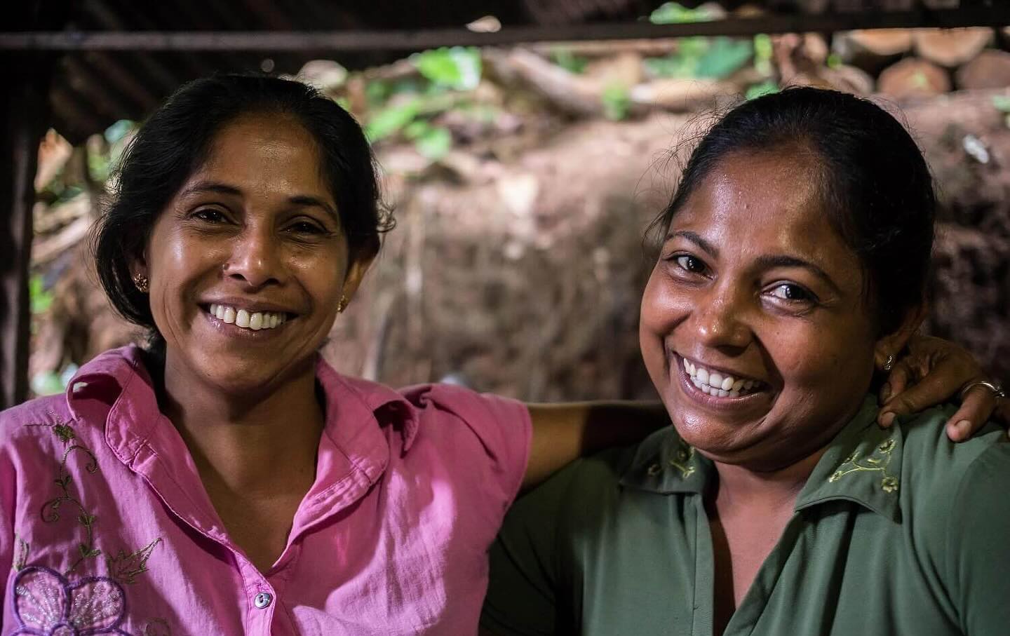 Eko Land Produce came into life in 2020 together with the local community, offering new hope during the COVID pandemic. By reducing the supply chain, we ensure our farmers are paid a fair price and given the necessary support to thrive! With our local community at the heart of our operations, we are proud to offer our very own ethical spices dried, processed and shipped directly from us to you