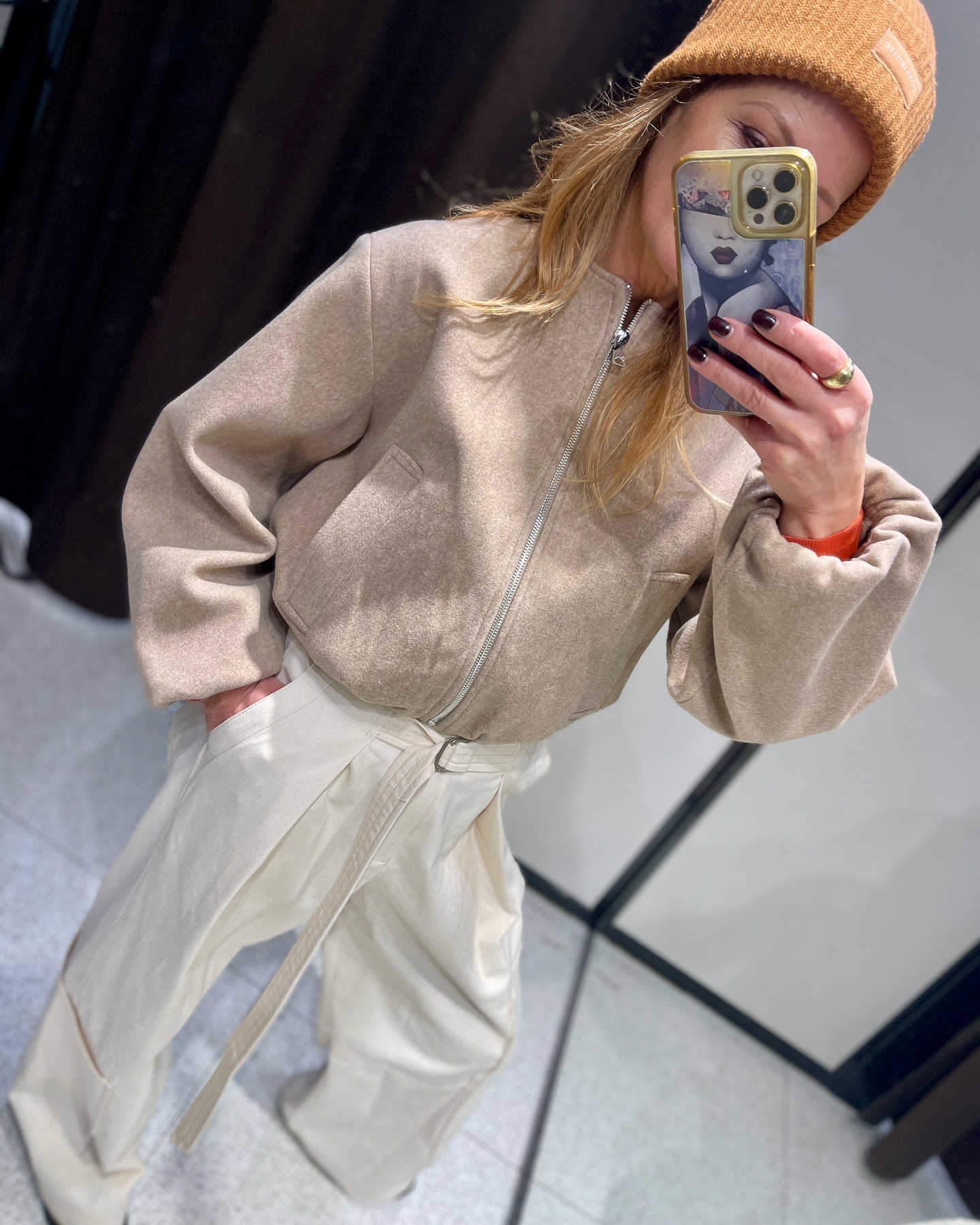 January 2024 colour Inspo.
Deep cream & greige beige!
From white cream to all beige.
#colour
#cream
#beige
#january
#colourtrend
#whatwilmawears
#wilmastylesyou
#imageconsultant
#fashionstylist
#personalshopper
#wardrobestylist