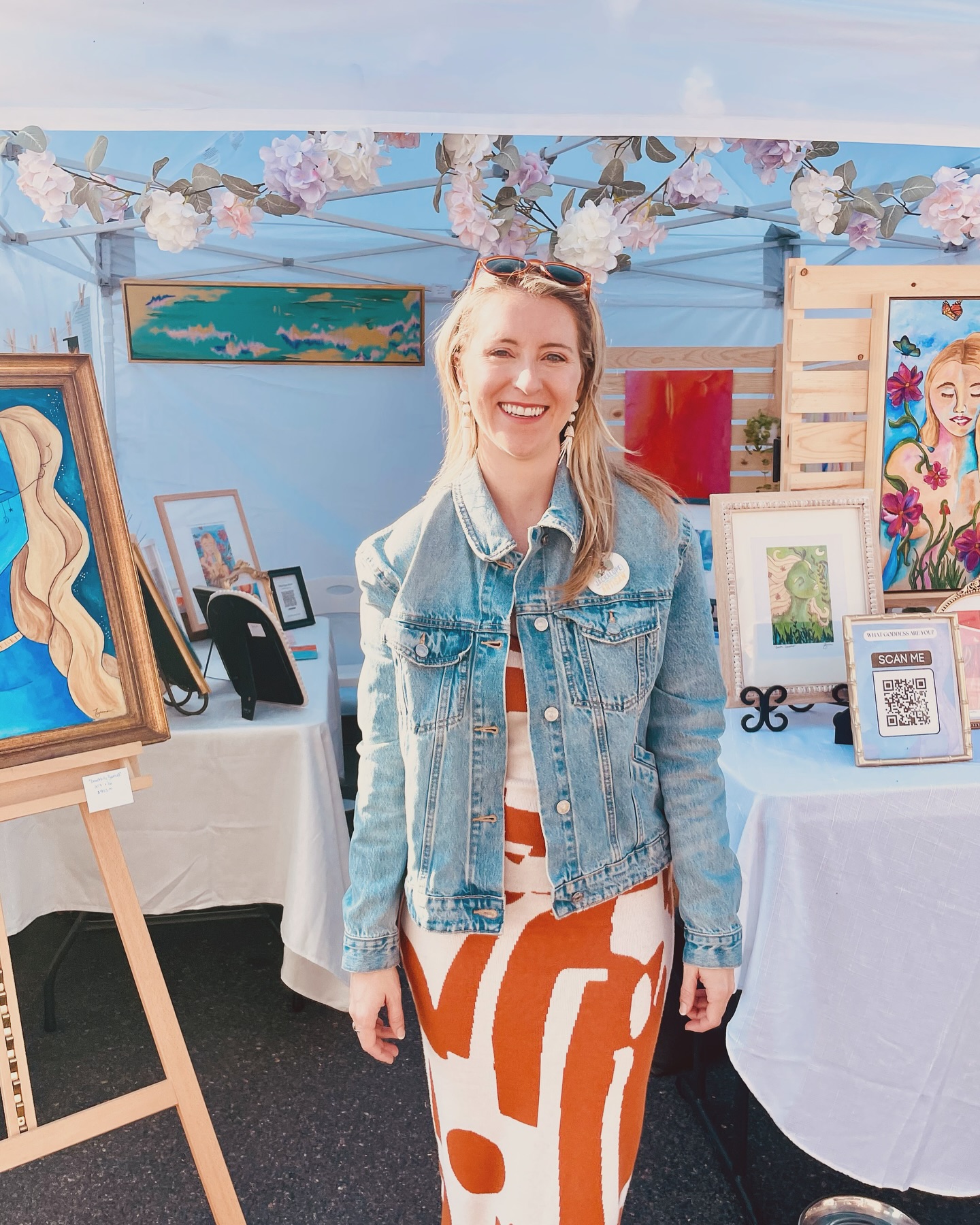 Thank you @jackalopeartfair and @oldetownarvadaco for having such a wonderful event this weekend!! I am so grateful to everyone who stopped by to check out my art 🧡 and loved helping customers find art that was perfect for them or a loved one! Lastly, it was so amazing to meet so many kind and talented vendors!! What a way to kick off October 🧡 ✨ 🌙.
.
.
.
.
.
#wildridgemoon #letinyourlunarlight #artthatspeakstoyoursoul #jackalopeartfair #oldetownarvada #craftfestival