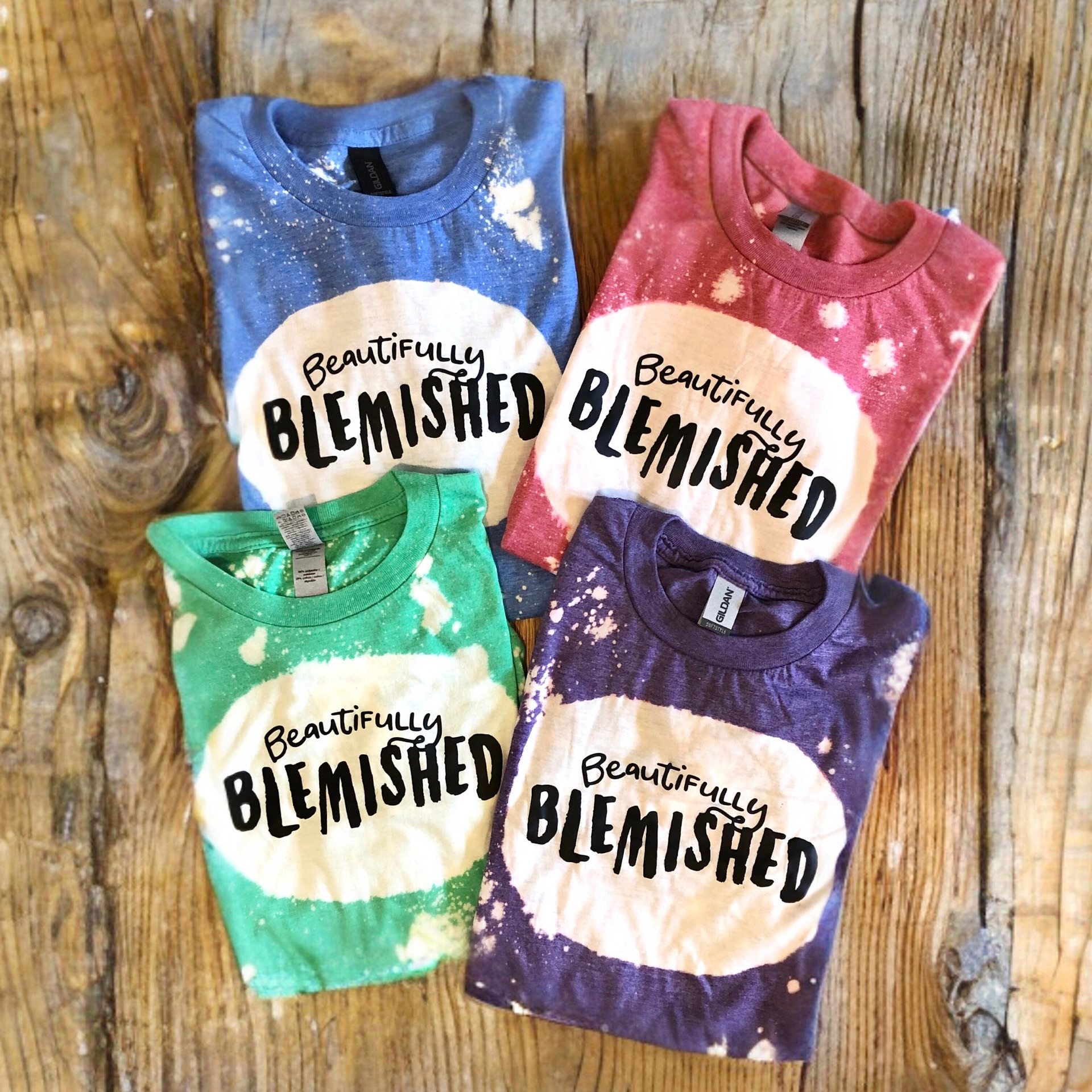 From left to right and head to toe, there’s no choosing where our spots will go. We can only choose whether or not we embrace them.💪💕🥰
⠀⠀⠀⠀⠀⠀⠀⠀⠀
—“I am beautifully blemished”
.
.
.
.
.
.
.
.
.
.
.
#visibledifference #apparel #spots birthmark #vitiligo #portwinestain #pws #keloid #moles #cmn #scars #rosecea #psoriasis #nevus #hemangioma #eczema #skindifferent #beautymark #shop #embraceyourself #selflove #diversity #selfconfidence #skinpositive #bodypositive #beautifulAsIam #normalizedifferent #normalizebirthmarks #birthmarkawareness #birthmarkcommunity #beautifullyblemished