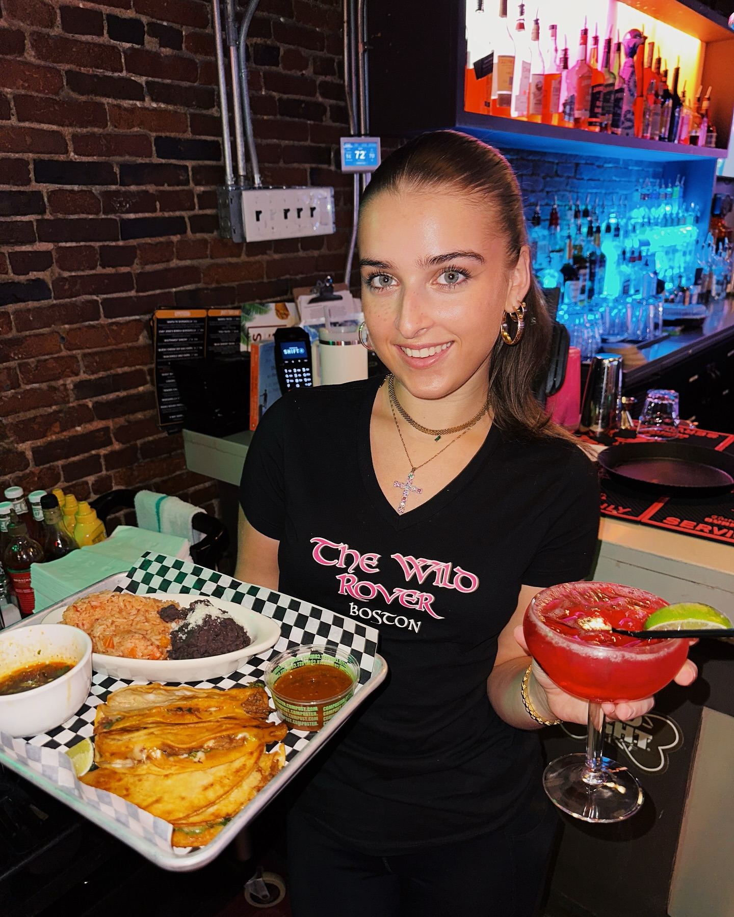 Taco Tuesday anyone?? 🌮 The Wild Rover has all your favorite tacos that you can mix and match 2 for $10!! Pair it with one of our delicious house margaritas to give yourself the liquid courage to get on stage for karaoke at 8PM! 🎶🎤
#bostonbars #bostonbartenders #bostonnightlife #bostonnightclubs #irishbar #jameson #jamesonwhiskey #propertwelve #budlight #baileys #stpatricksday #karaokebar #bostonkaraoke #collegebar #bc #bu #bostoncollege #bostonuniversity #suffolk #northeastern #faneuilhall #wildrover #wildroverboston #sissyks #sissyksboston #neddevines #coogans