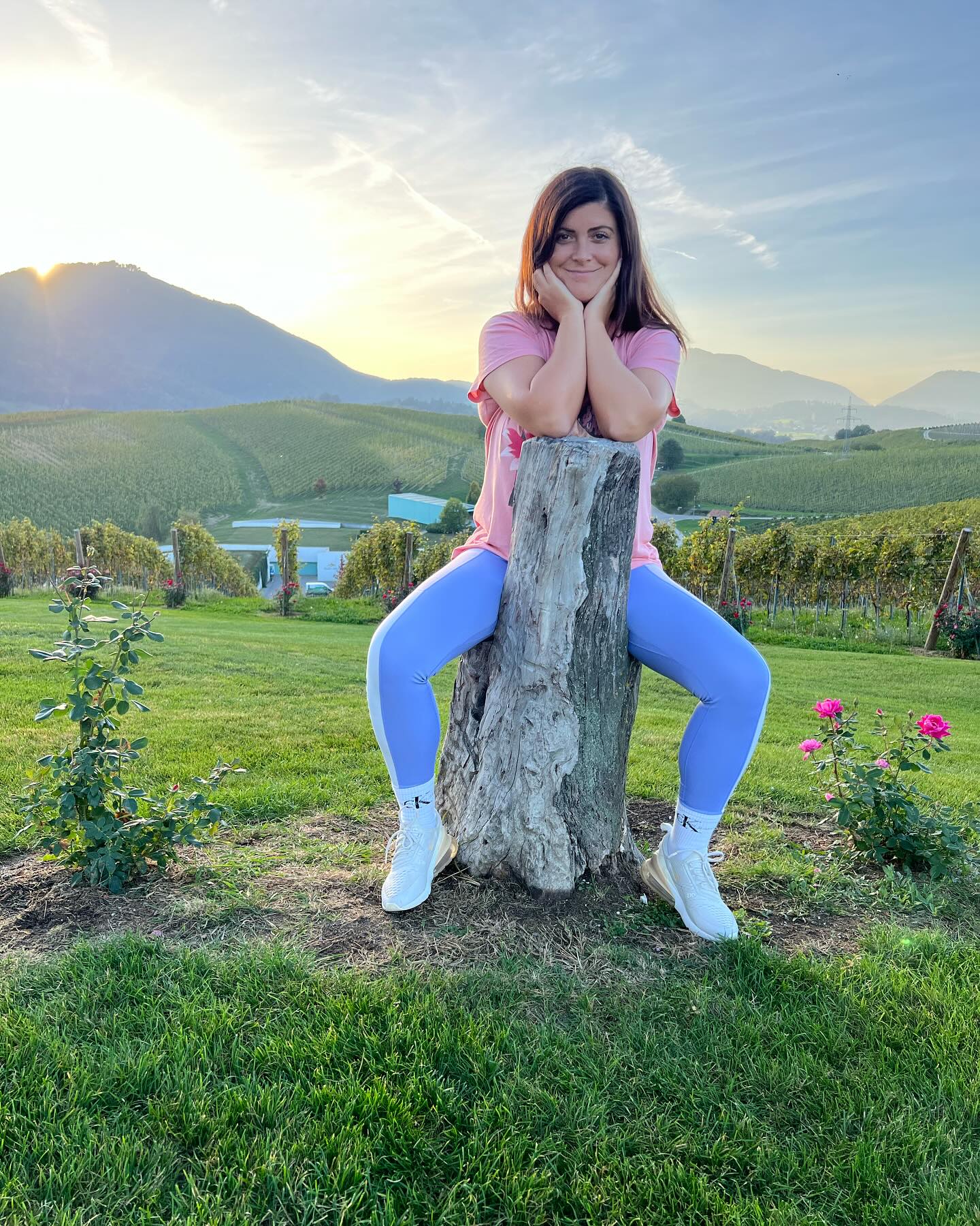 Zdravím Vás z 🍇🏰 @zlatigric @zlatigric_cz to počasí je přenádherné.