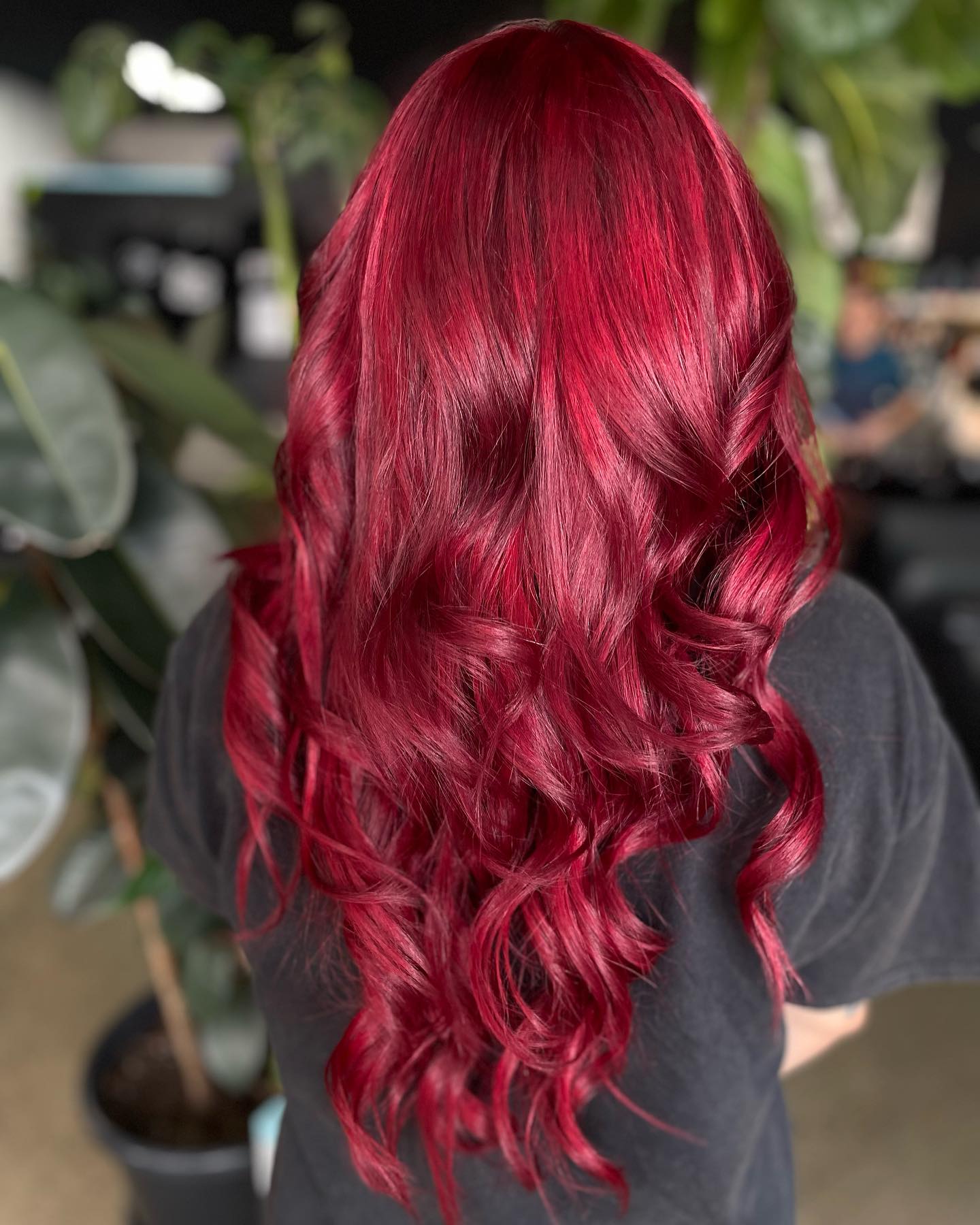 🍷🍷🍷 #@mukhaircare_global #windsorprahranhair #melbournehairdresser #3181 #razordollssalon #chapelstprecinct #creativecolouristsmelbourne #authentichairarmy #vividhair @behindthechair_com #red #winehair #alternativehair #deepred # #grunge #longhair #xtina #y2k #y2khair @razordollsbrooke @razordollspeanut