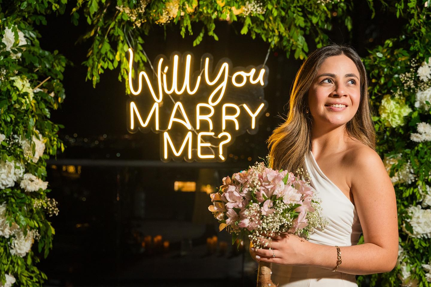 Yup!.
She said yes! (3 de 3)
No está demás decirte que está y muchas más historias de amor y bodas en Panamá están disponibles en mi blog!
#saturnophoto #preboda #engagement #bodasenpanama #fotografodebodasenpanama #bodaspanama #weddingplannerspanama #panama #lossantos